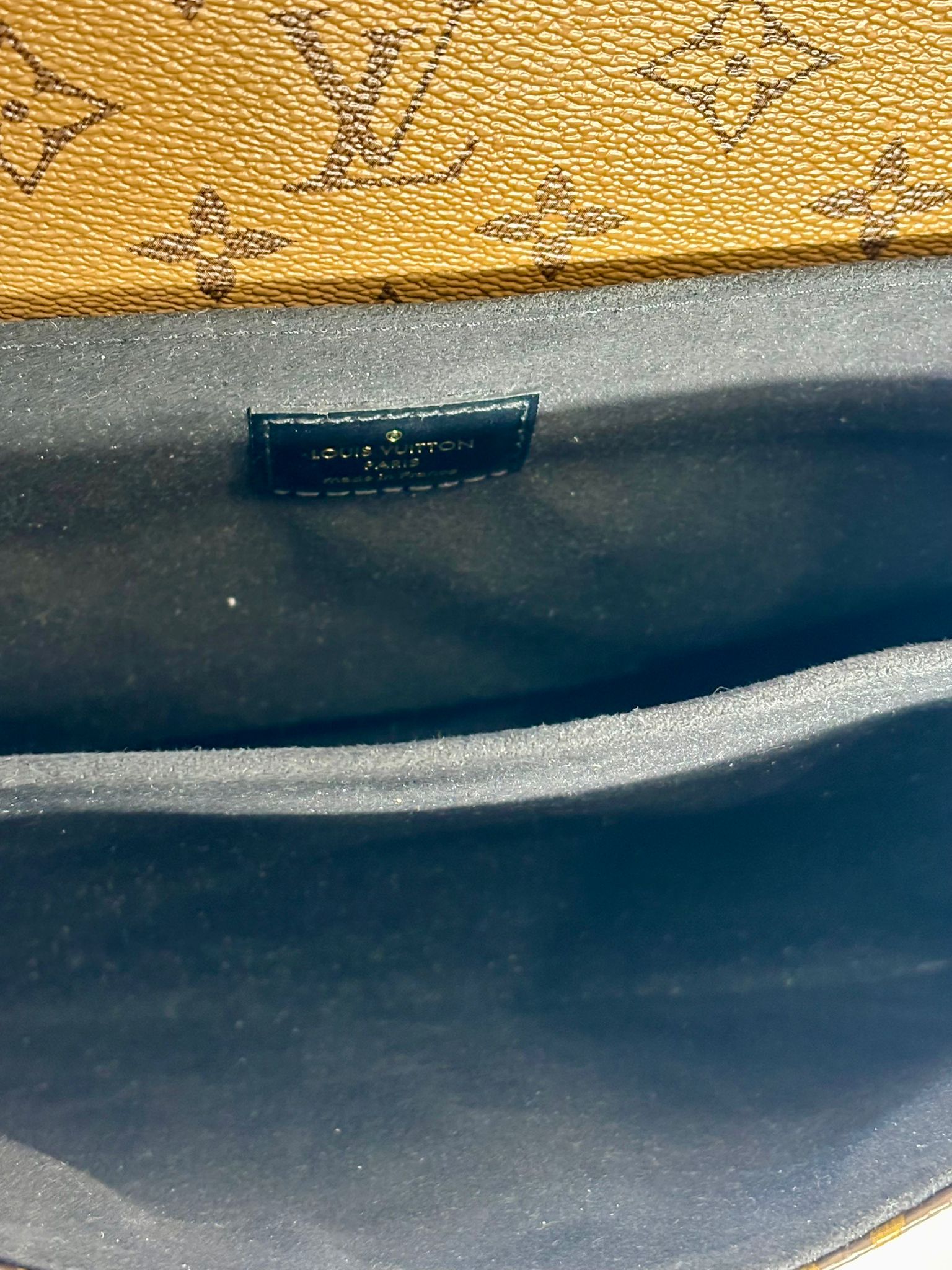 LOUIS VUITTON REVERSE MONOGRAM POCHETTE METIS