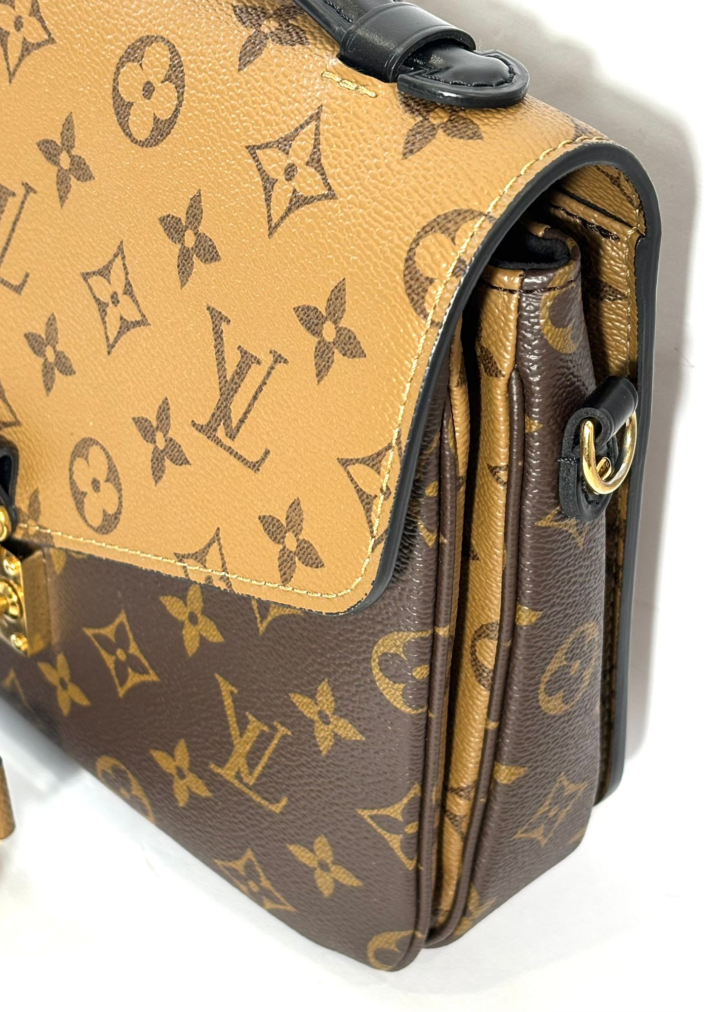 LOUIS VUITTON REVERSE MONOGRAM POCHETTE METIS
