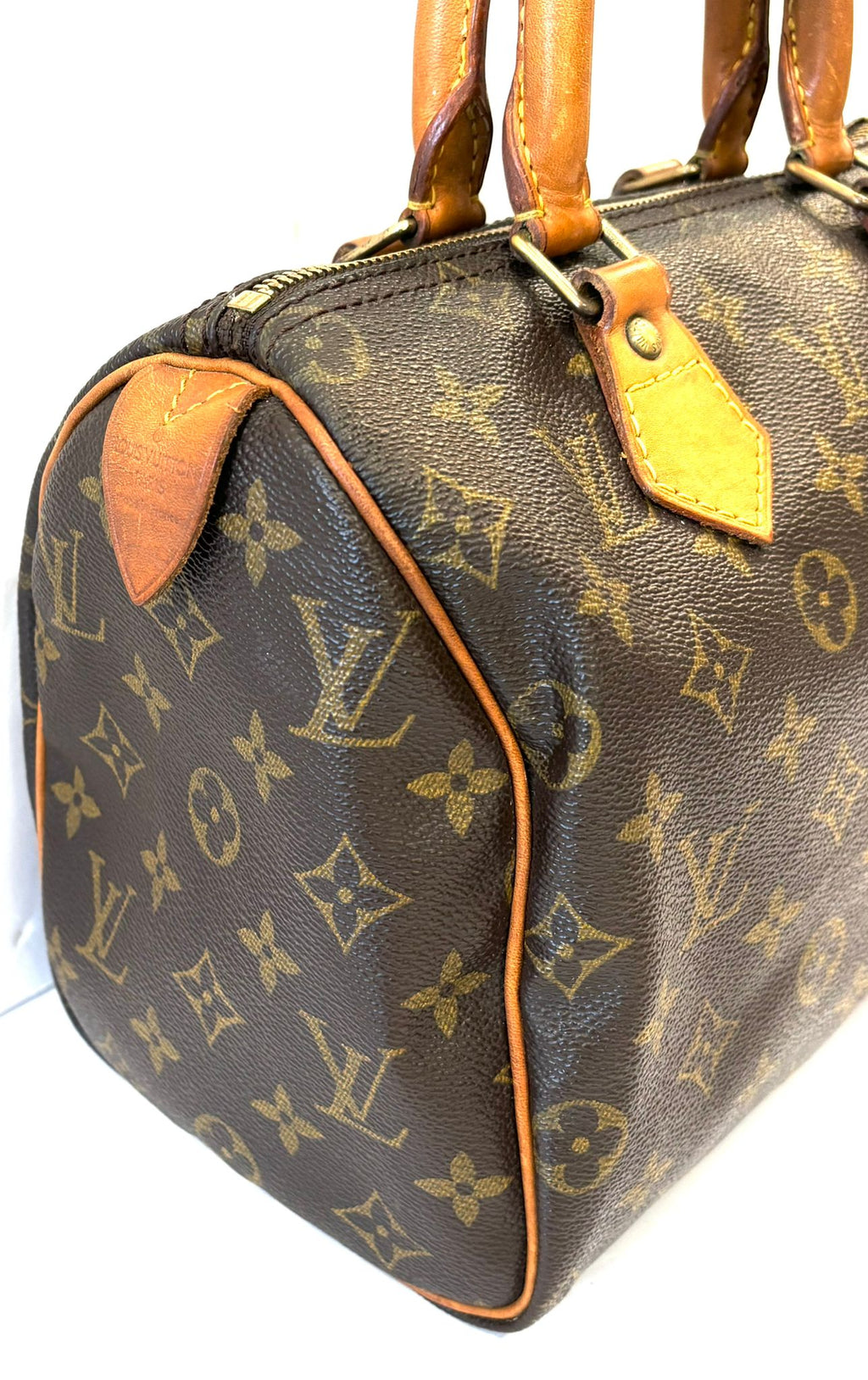 LOUIS VUITTON MONOGRAM SPEEDY 25 HANDBAG