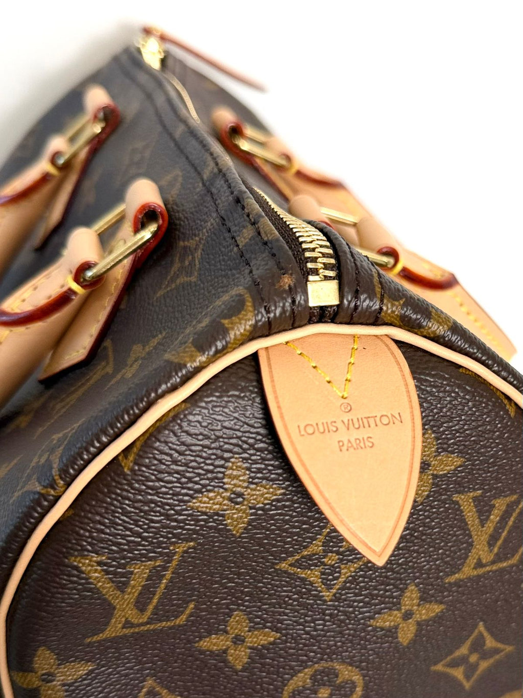 LOUIS VUITTON MONOGRAM SPEEDY 25 HANDBAG