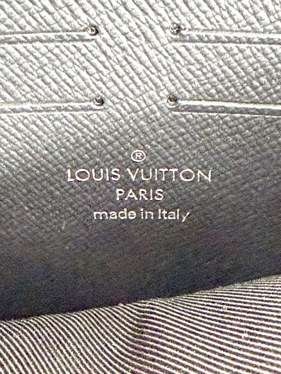 LOUIS VUITTON MONOGRAM ECLIPSE POCHETTE VOYAGE MM