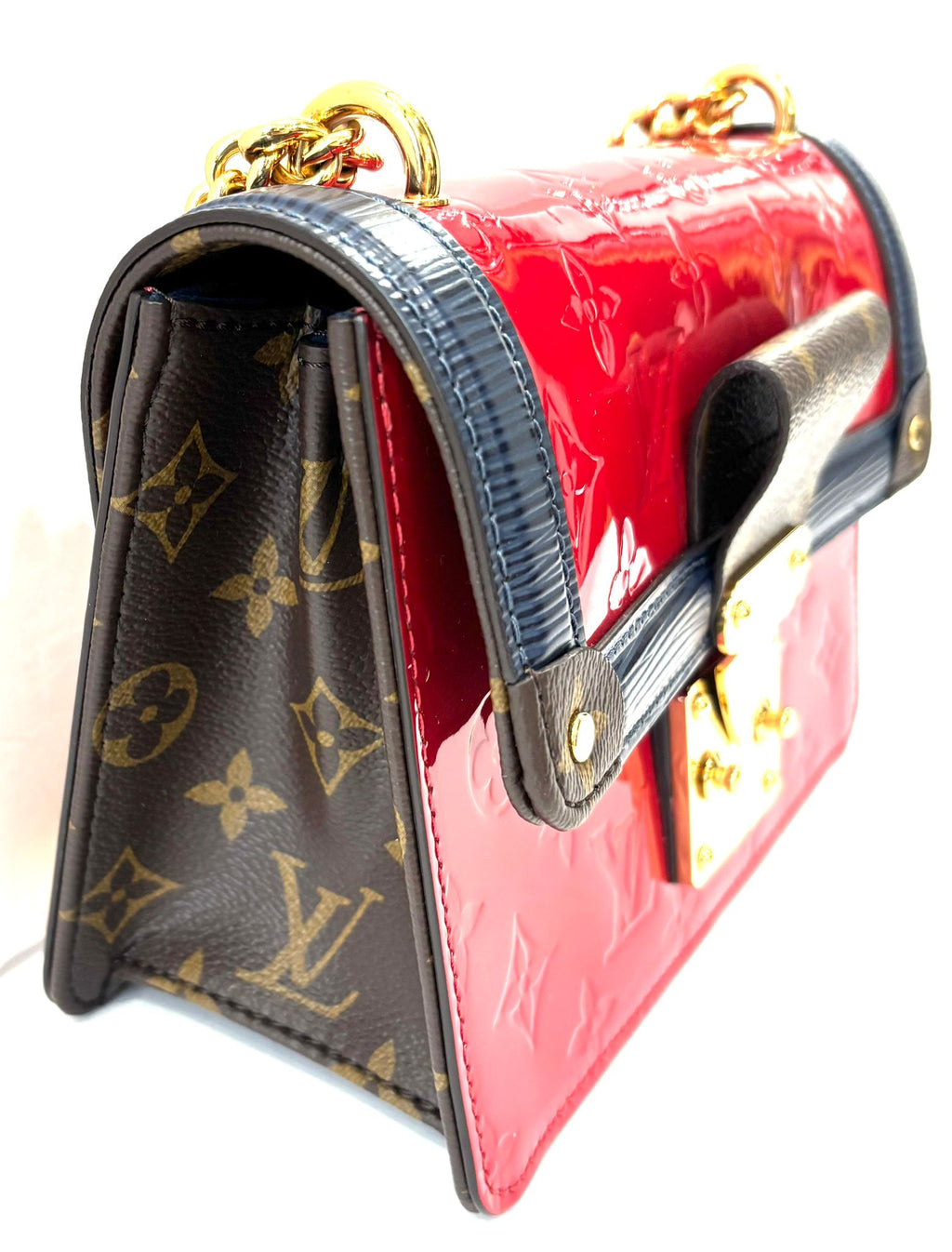 LOUIS VUITTON WYNWOOD MONOGRAM VERNIS BAG