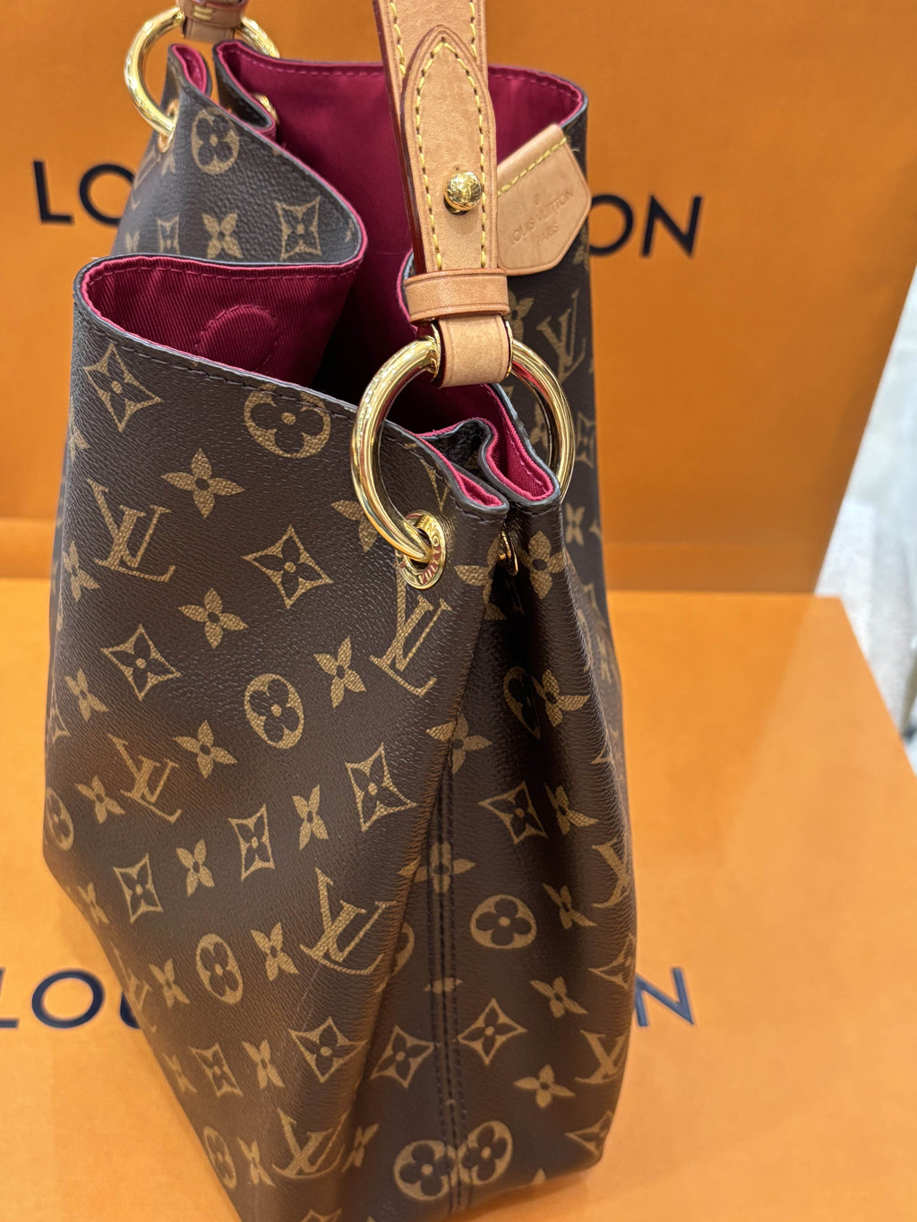 LOUIS VUITTON MONOGRAM GRACEFUL PM PIVOINE