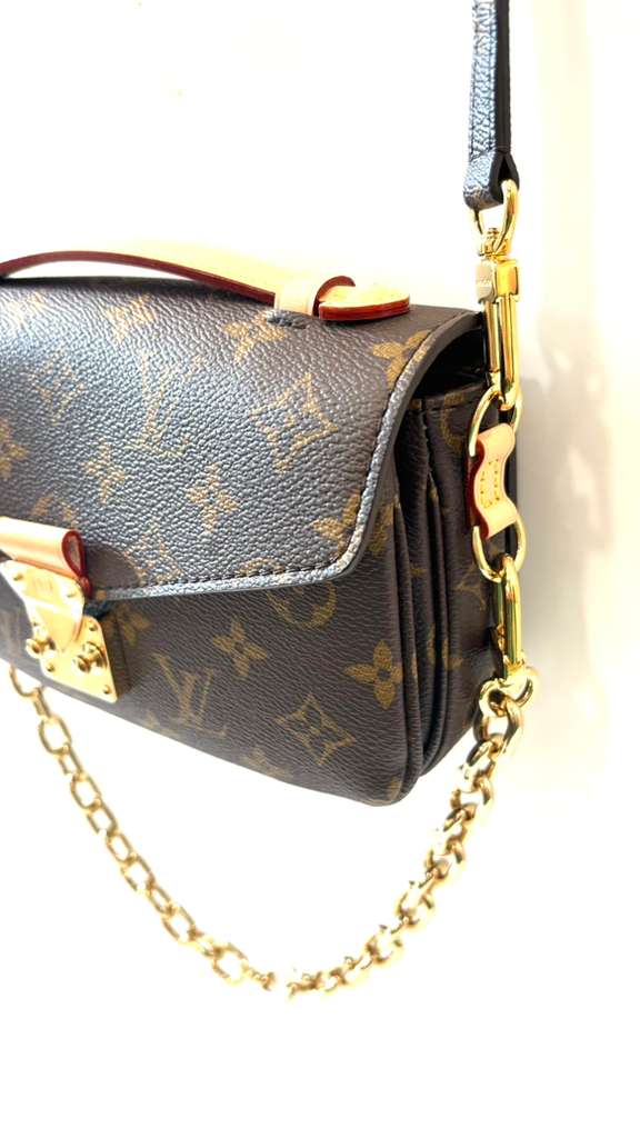 LOUIS VUITTON MONOGRAM POCHETTE MÉTIS EAST WEST BAG
