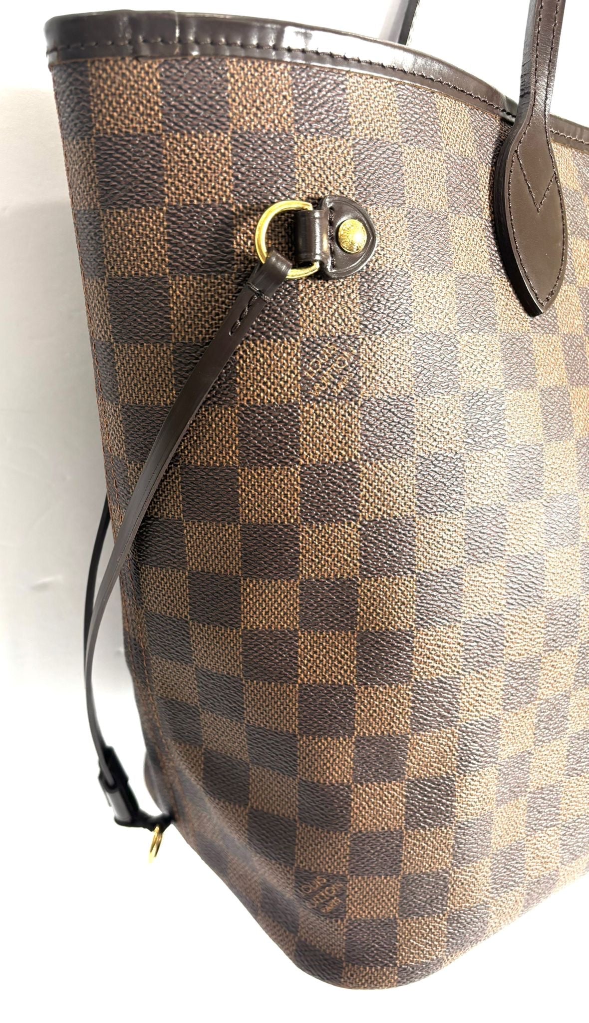 LOUIS VUITTON DAMIER EBENE NEVERFULL MM TOTE BAG CERISE RED