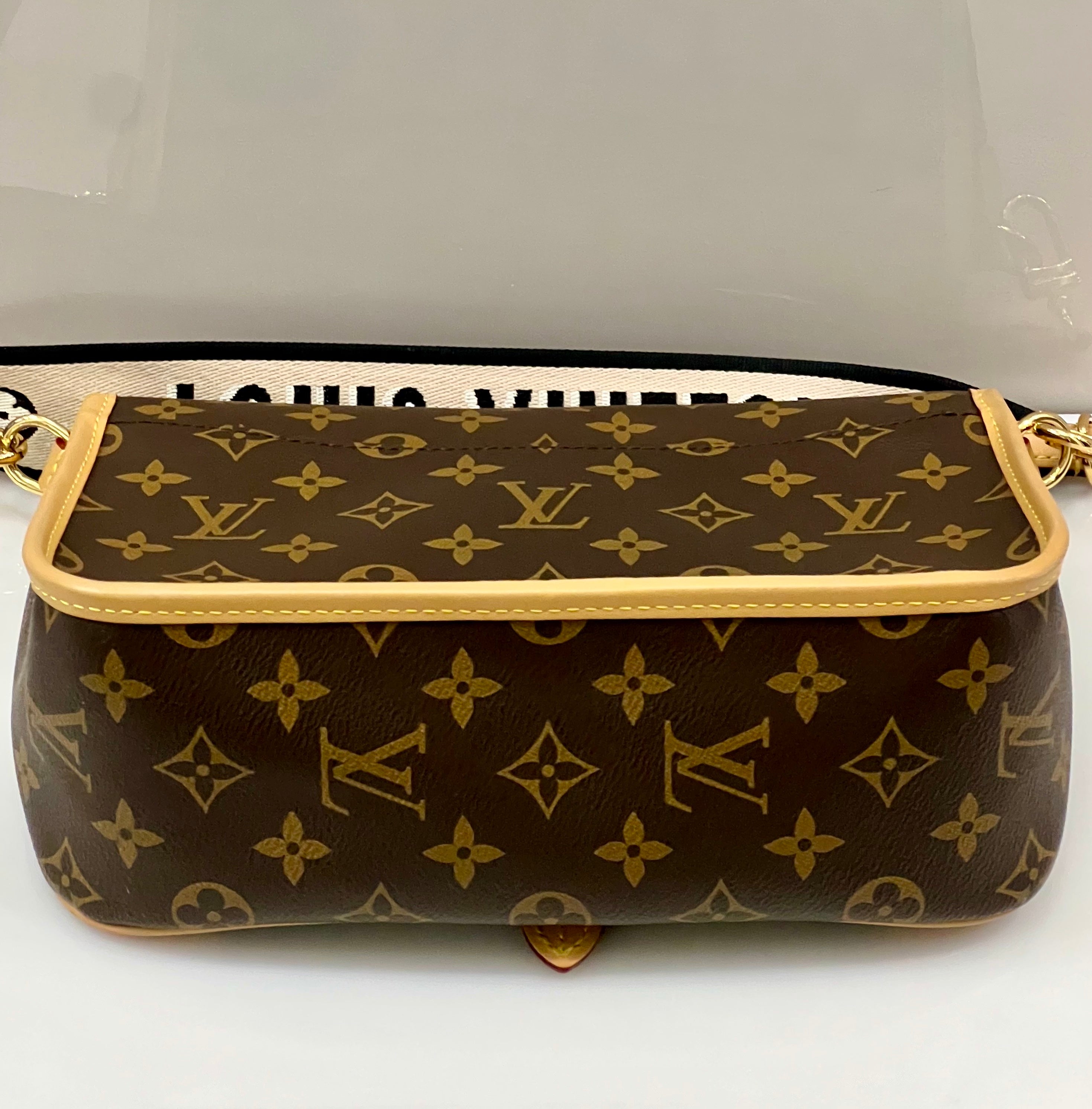 LOUIS VUITTON MONOGRAM DIANE SATCHEL