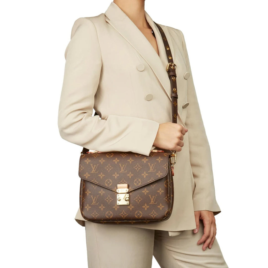 LOUIS VUITTON MONOGRAM POCHETTE MÉTIS CROSSBODY BAG