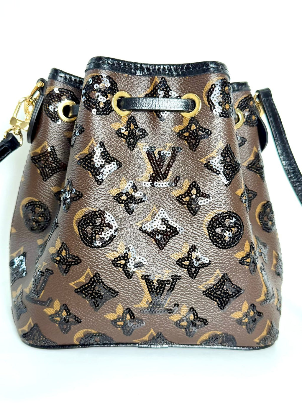 LOUIS VUITTON NOÉNOÉ BB BUCKET BAG
