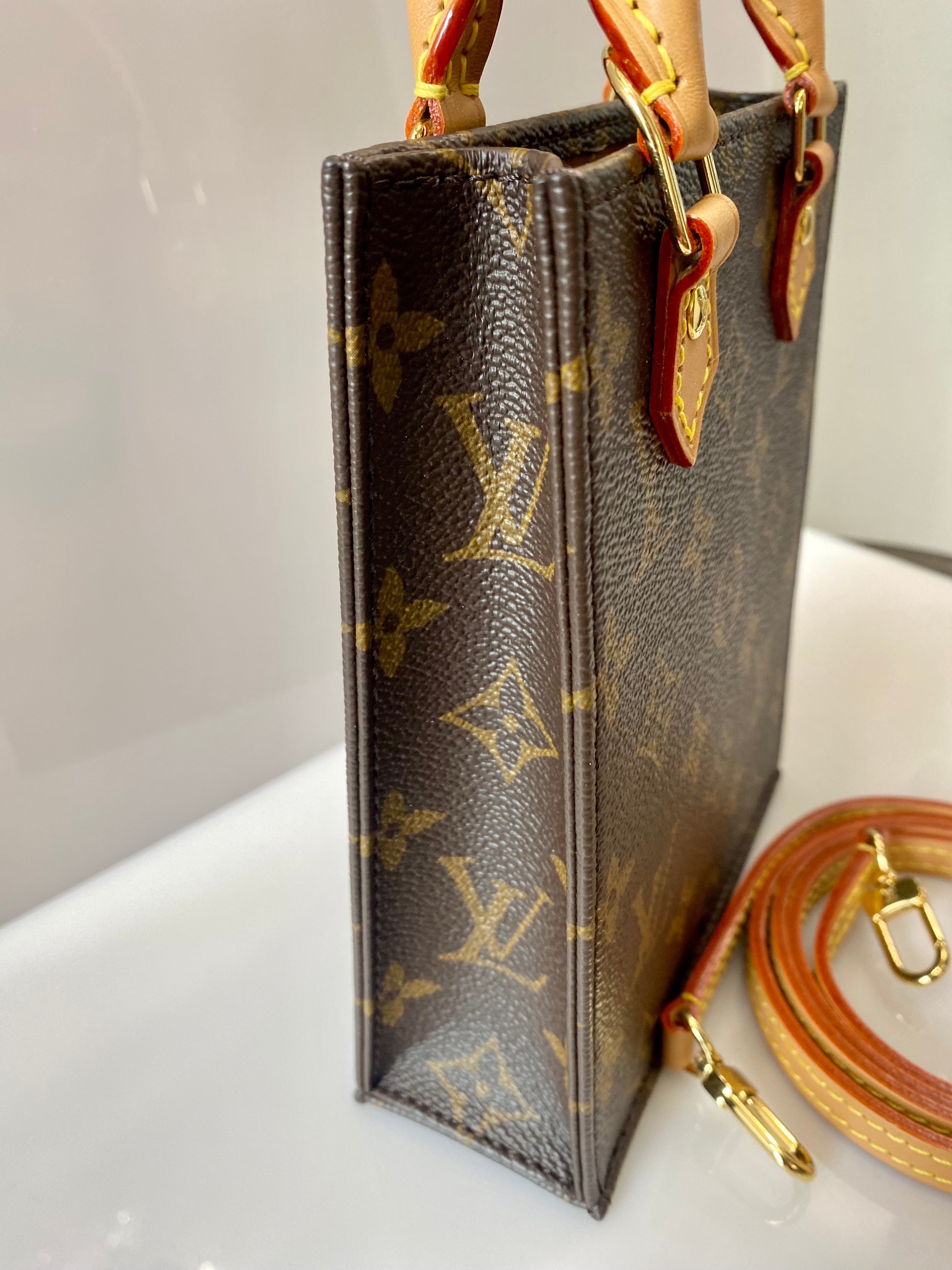 LOUIS VUITTON MONOGRAM PETIT SAC PLAT HANDBAG