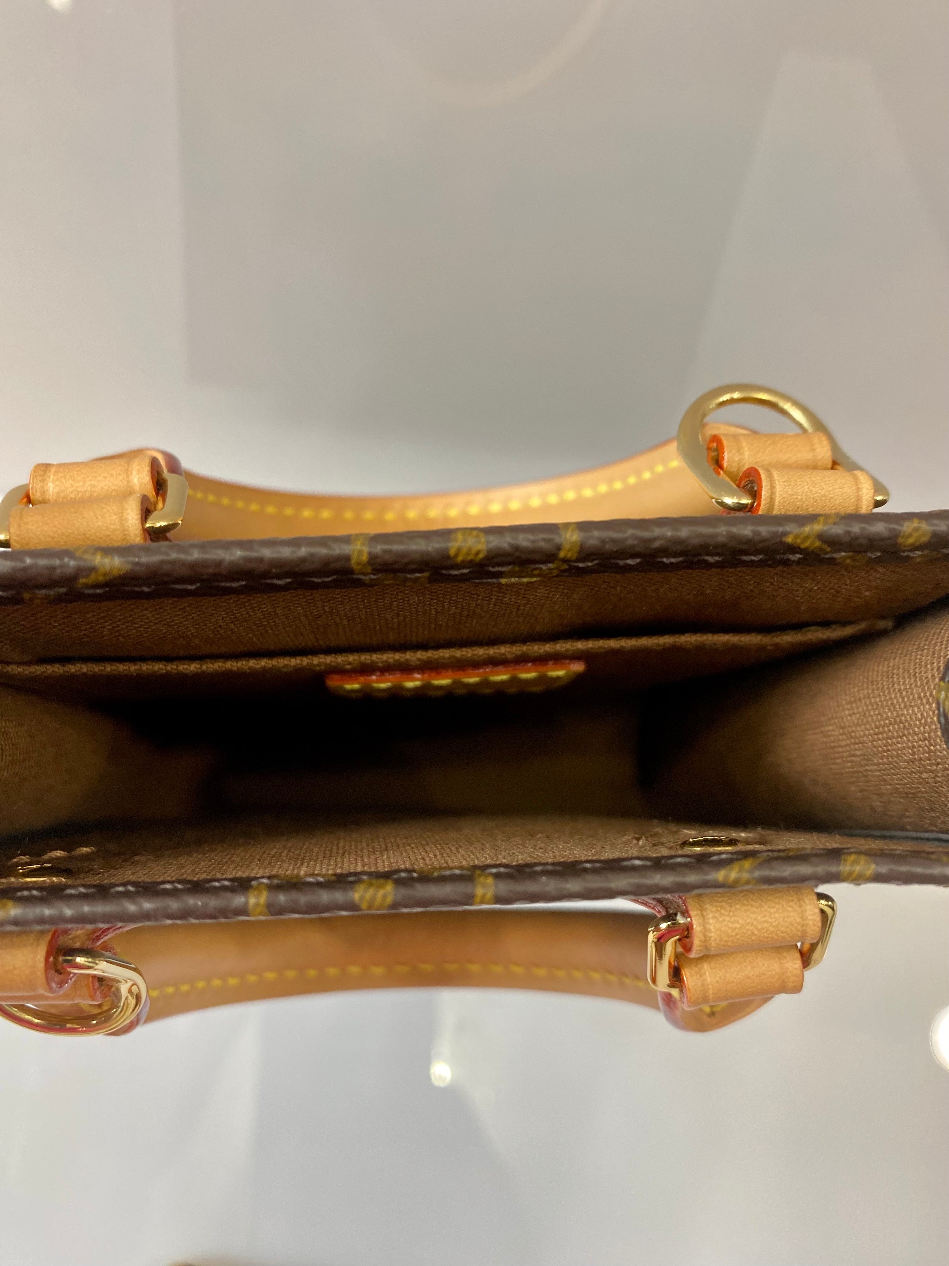 LOUIS VUITTON MONOGRAM PETIT SAC PLAT HANDBAG