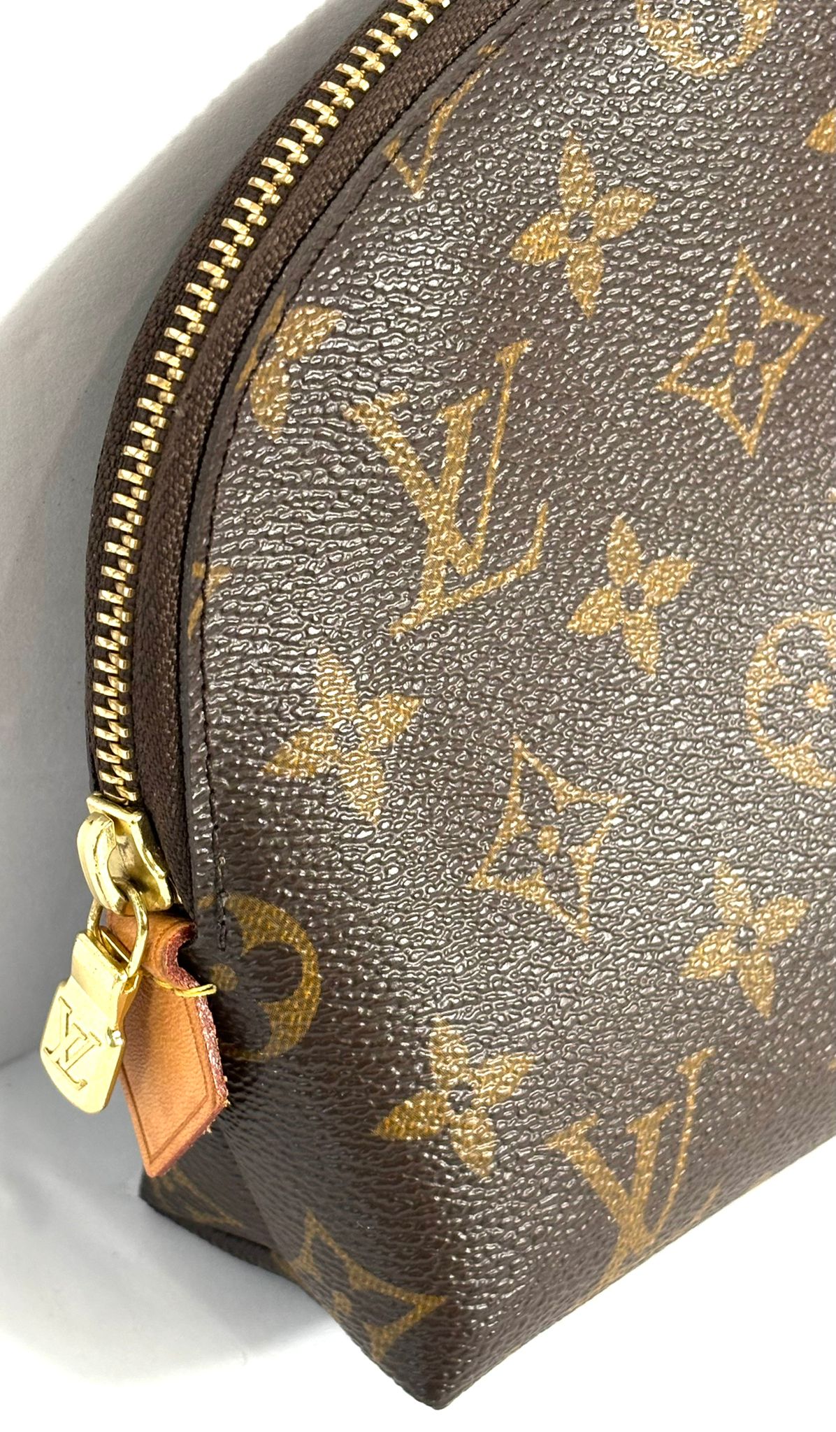 LOUIS VUITTON MONOGRAM CANVAS POUCH