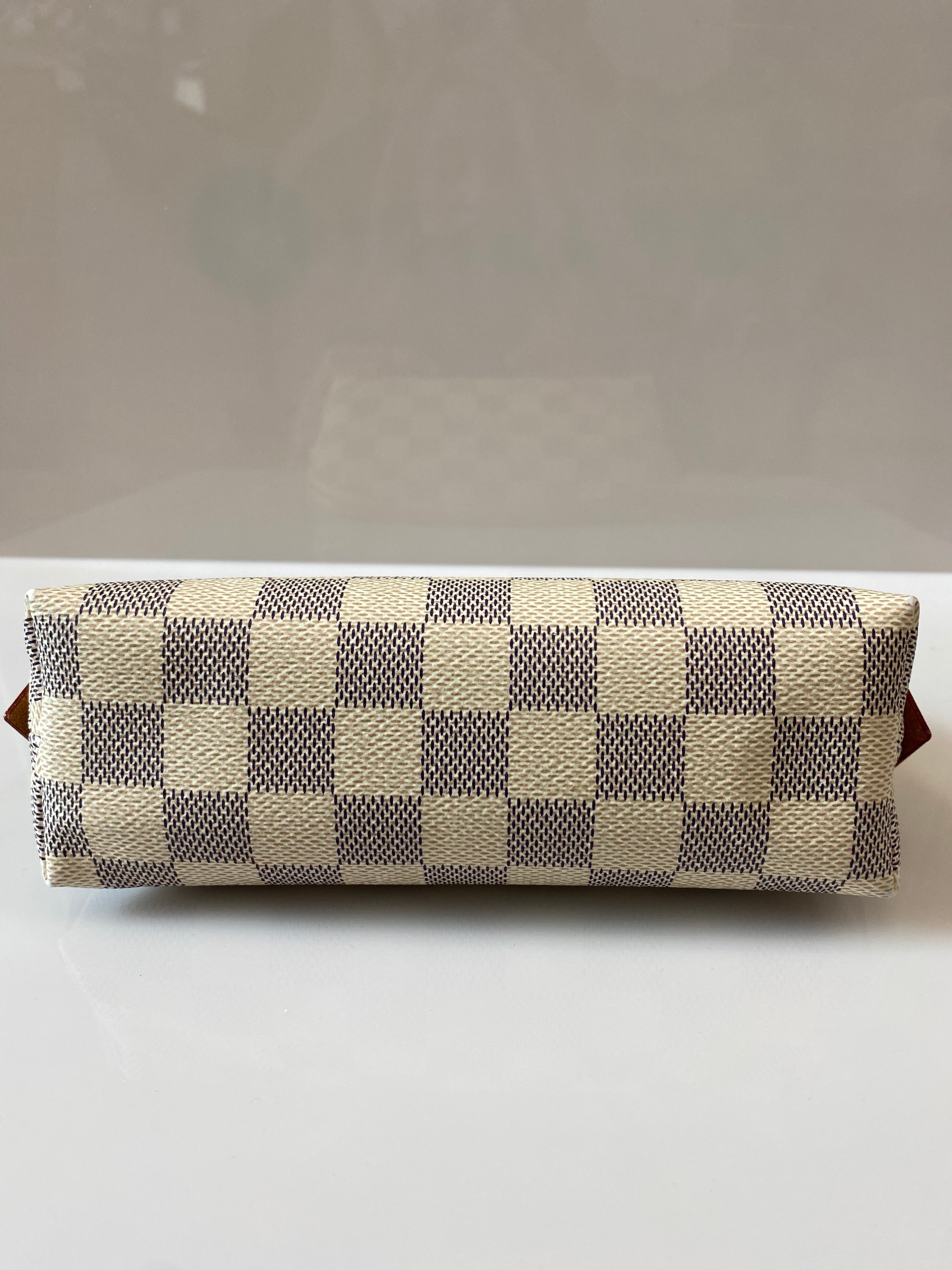 LOUIS VUITTON DAMIER AZUR COSMETIC POUCH
