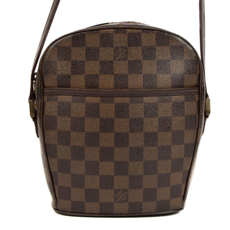LOUIS VUITTON DAMIER EBENE IPANEMA PM CROSSBODY