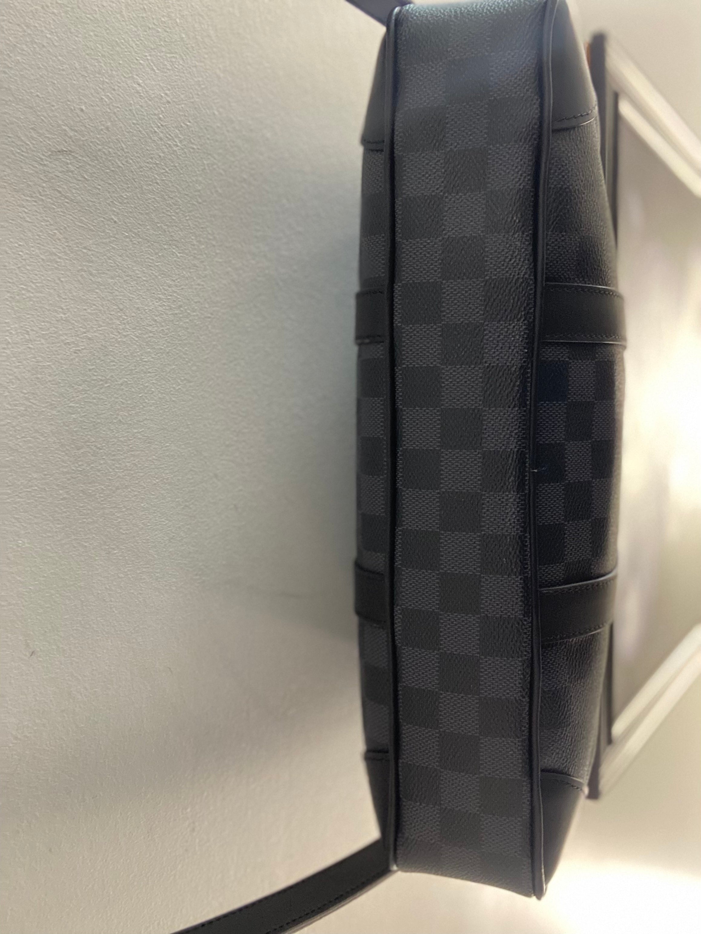 LOUIS VUITTON DAMIER GRAPHITE PORTE DOCUMENTS VOYAGE PM BAG