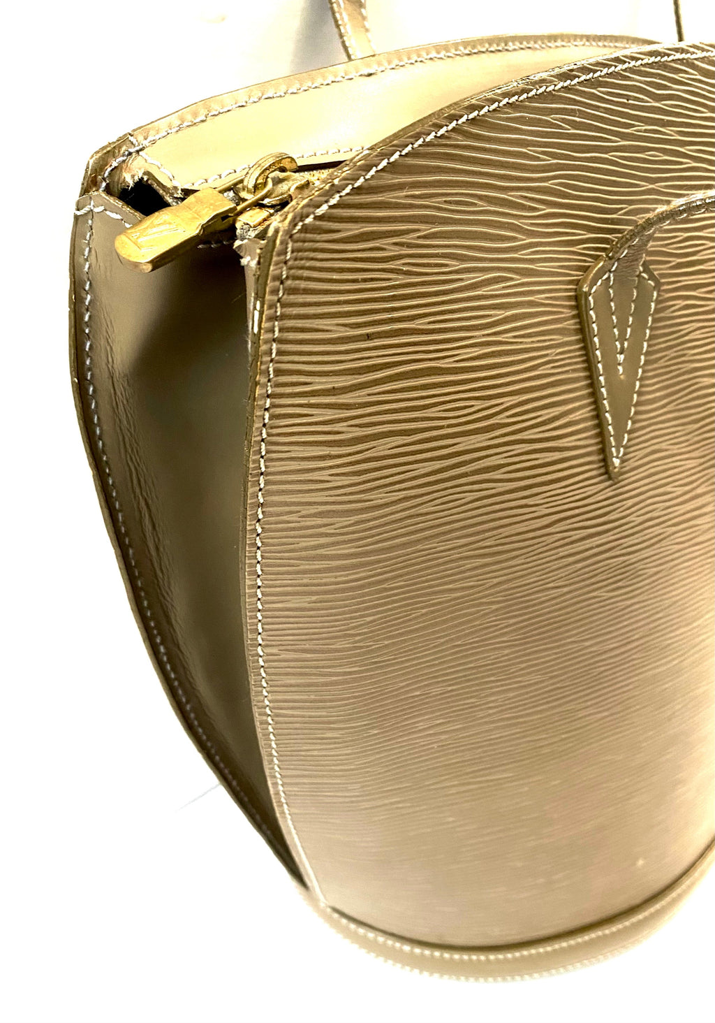 LOUIS VUITTON EPI LEATHER SAINT JACQUES GM BAG