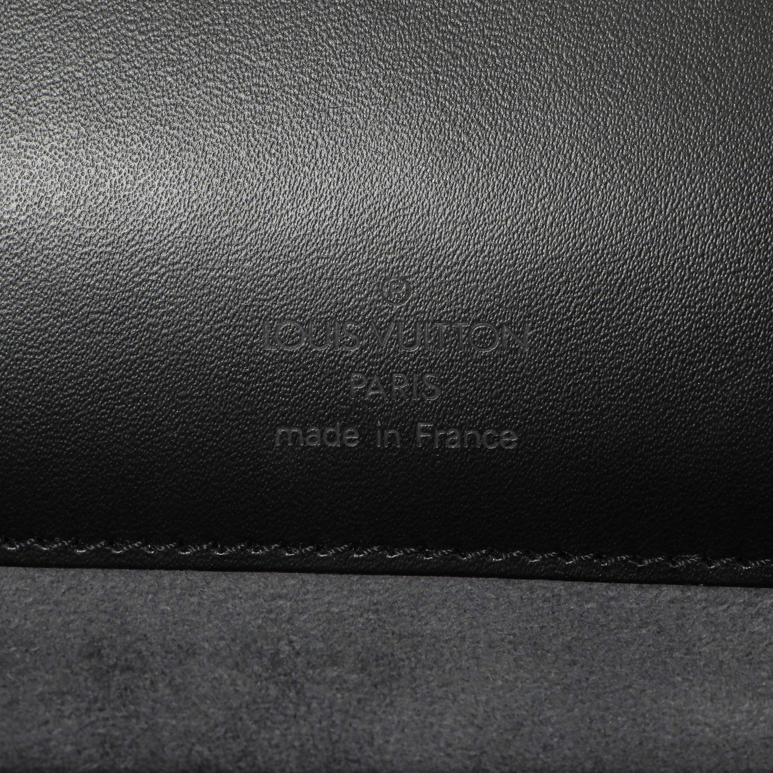 LOUIS VUITTON EPI LEATHER NOCTURNE GM SHOULDER BAG