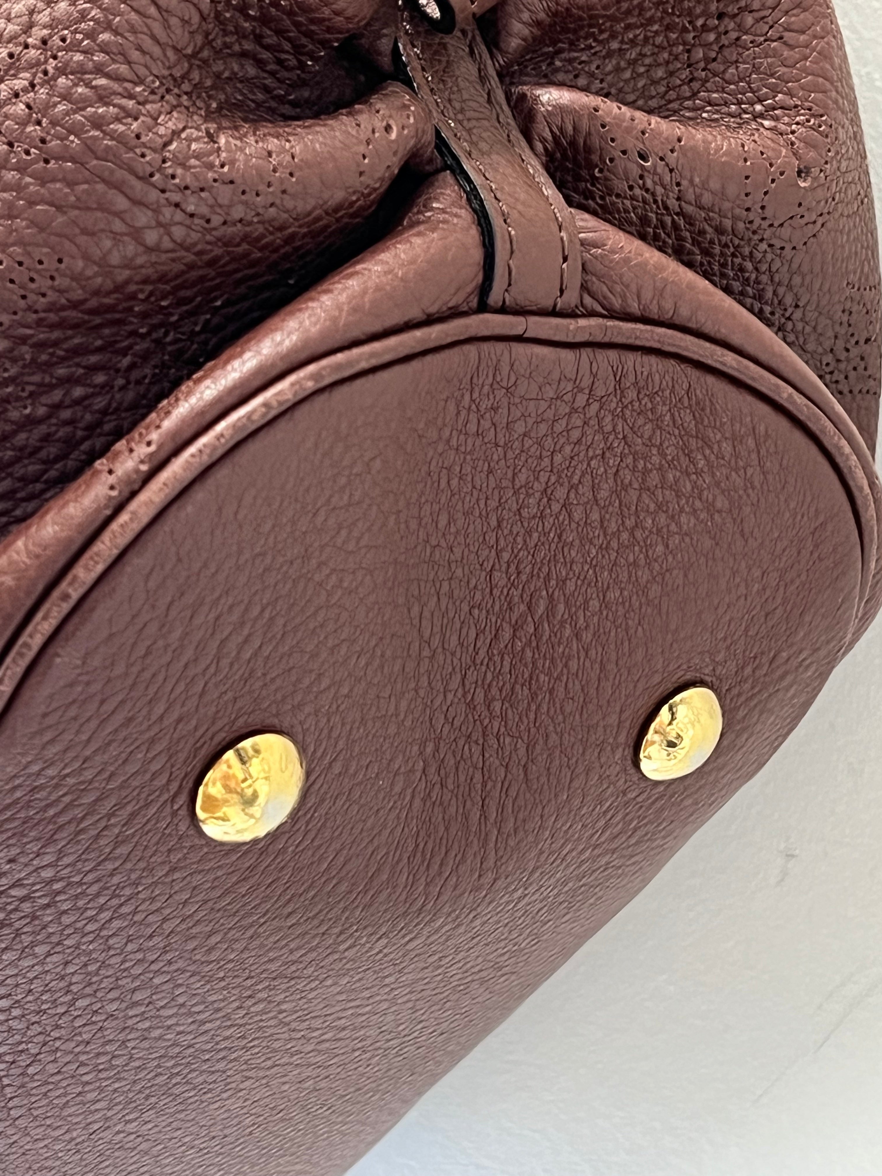 LOUIS VUITTON LEATHER MAHINA HOBO BAG