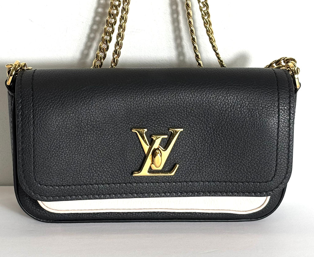 LOUIS VUITTON LOCK ME TAURILLON LEATHER TENDER CHAIN POCHETTE