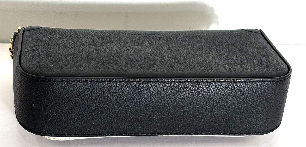 LOUIS VUITTON LOCK ME TAURILLON LEATHER TENDER CHAIN POCHETTE