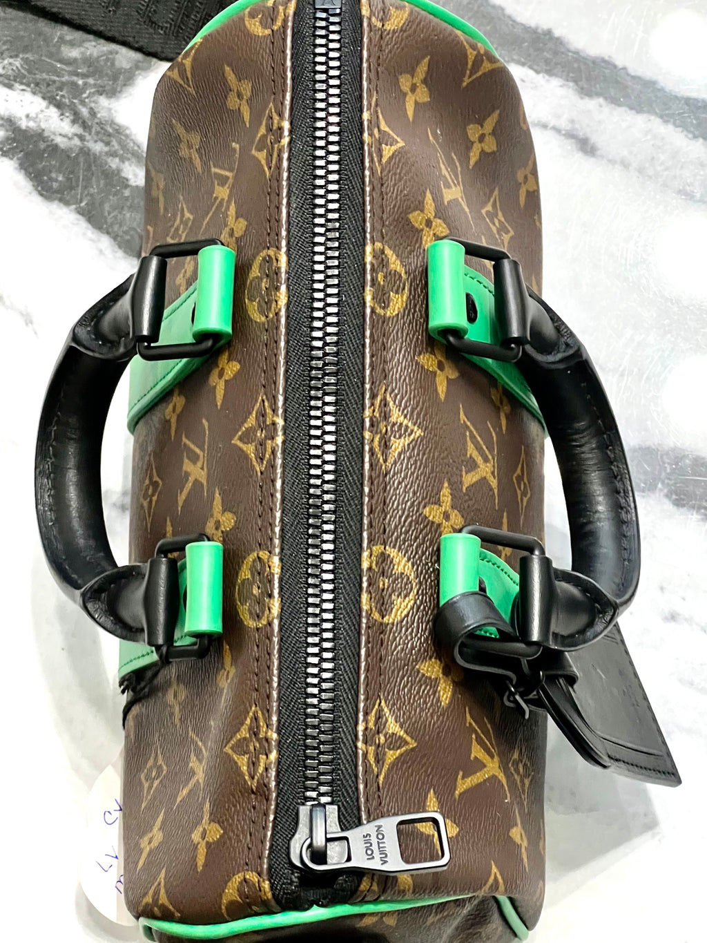 LOUIS VUITTON MONOGRAM KEEPALL BANDOULIERE 25 HANDBAG