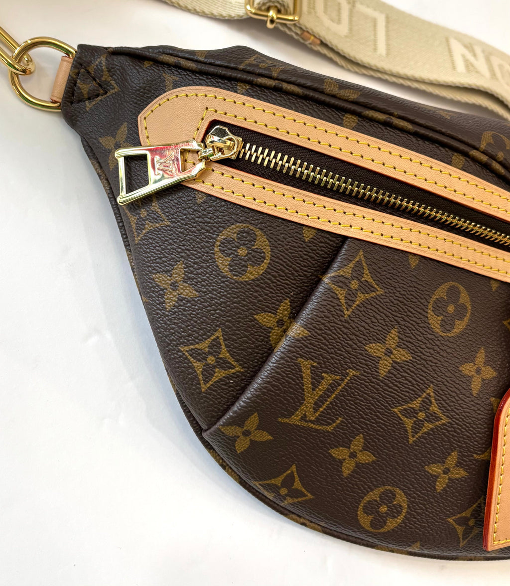 LOUIS VUITTON MONOGRAM LARGE HIGH-RISE BUMBAG