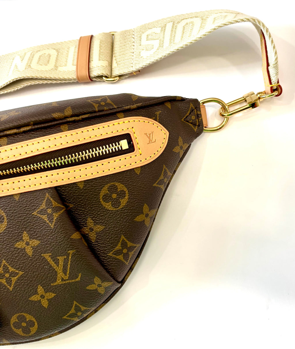 LOUIS VUITTON MONOGRAM LARGE HIGH-RISE BUMBAG