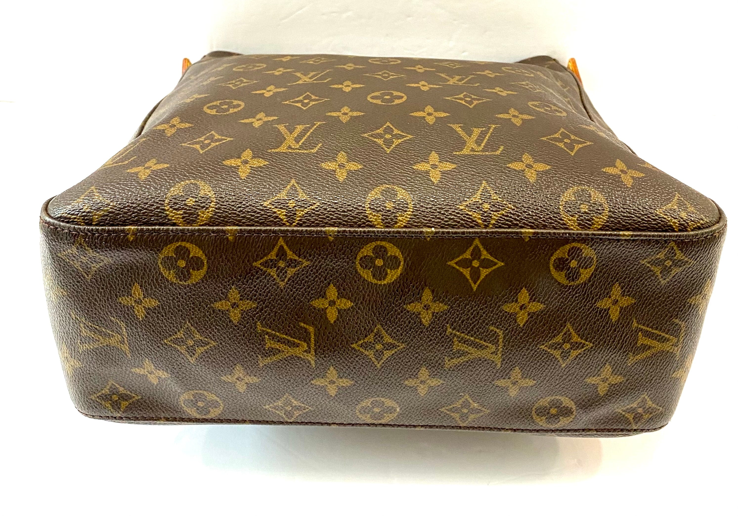 LOUIS VUITTON MONOGRAM LOOPING GM ZIPPED HOBO BAG