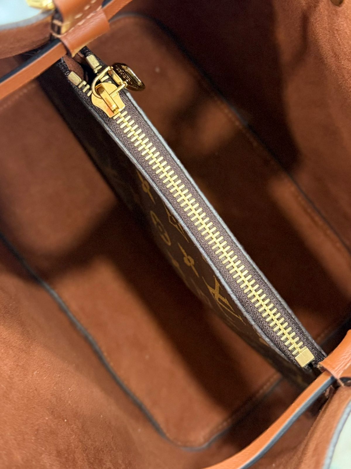 LOUIS VUITTON MONOGRAM NOÉNOE MM SHOULDER BAG CARAMEL