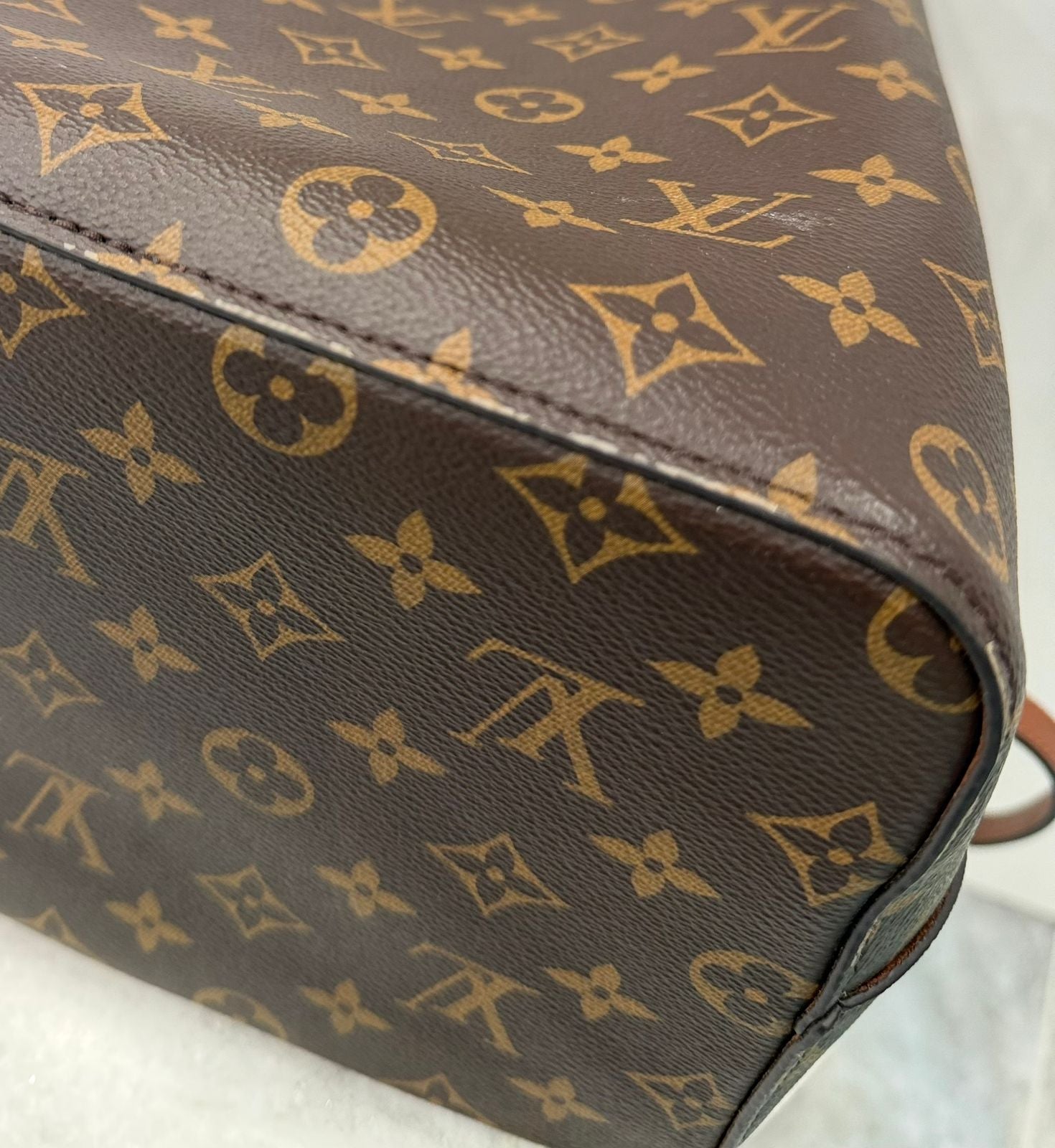 LOUIS VUITTON MONOGRAM NOÉNOE MM SHOULDER BAG CARAMEL