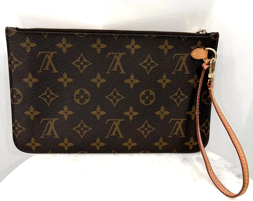 LOUIS VUITTON MONOGRAM NEVERFULL MM POCHETTE WRISTLET