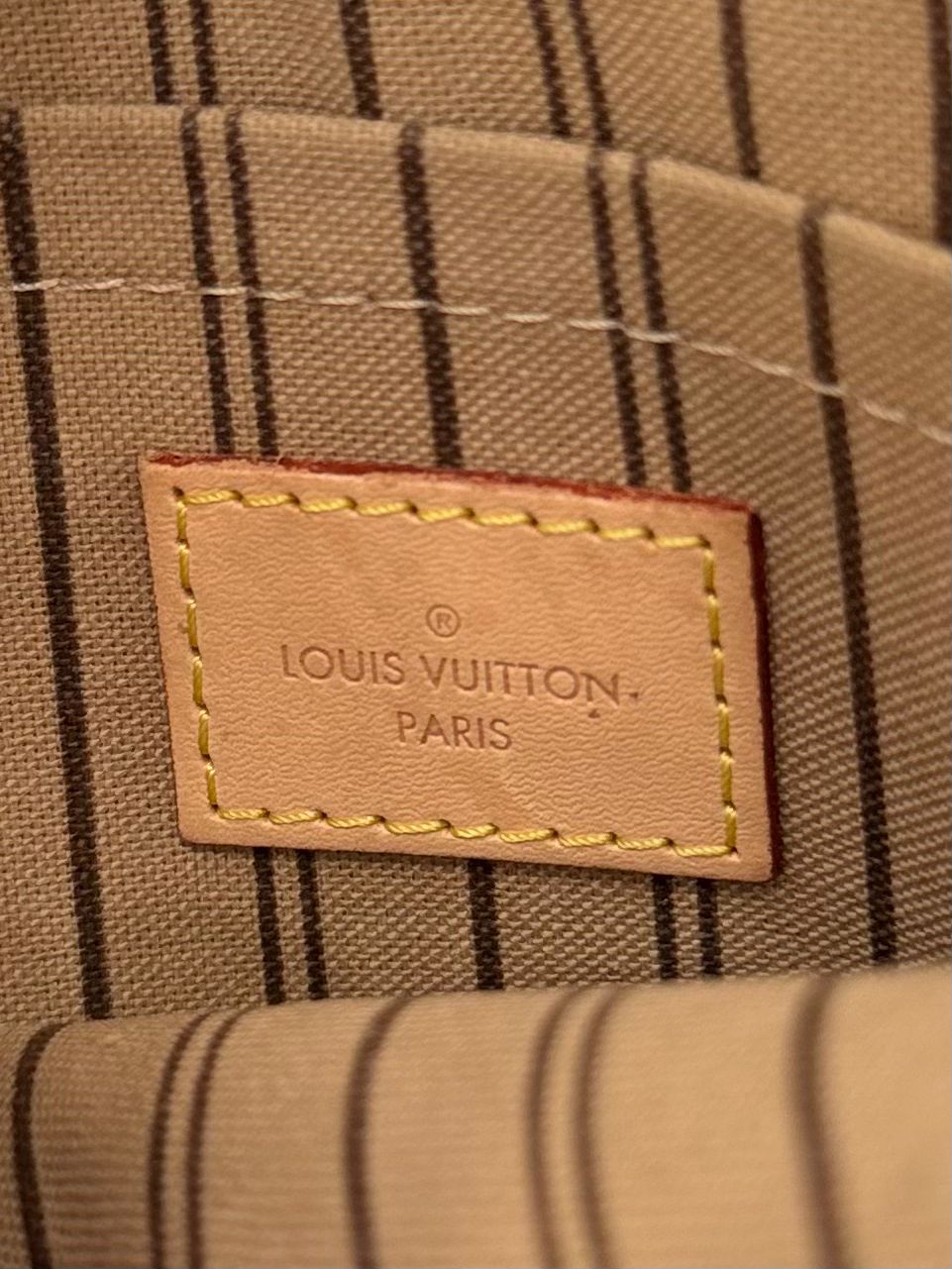 LOUIS VUITTON MONOGRAM NEVERFULL MM POCHETTE WRISTLET