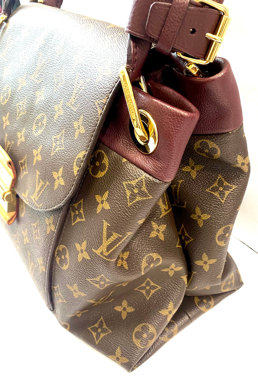 LOUIS VUITTON MONOGRAM OLYMPE SHOULDER BAG
