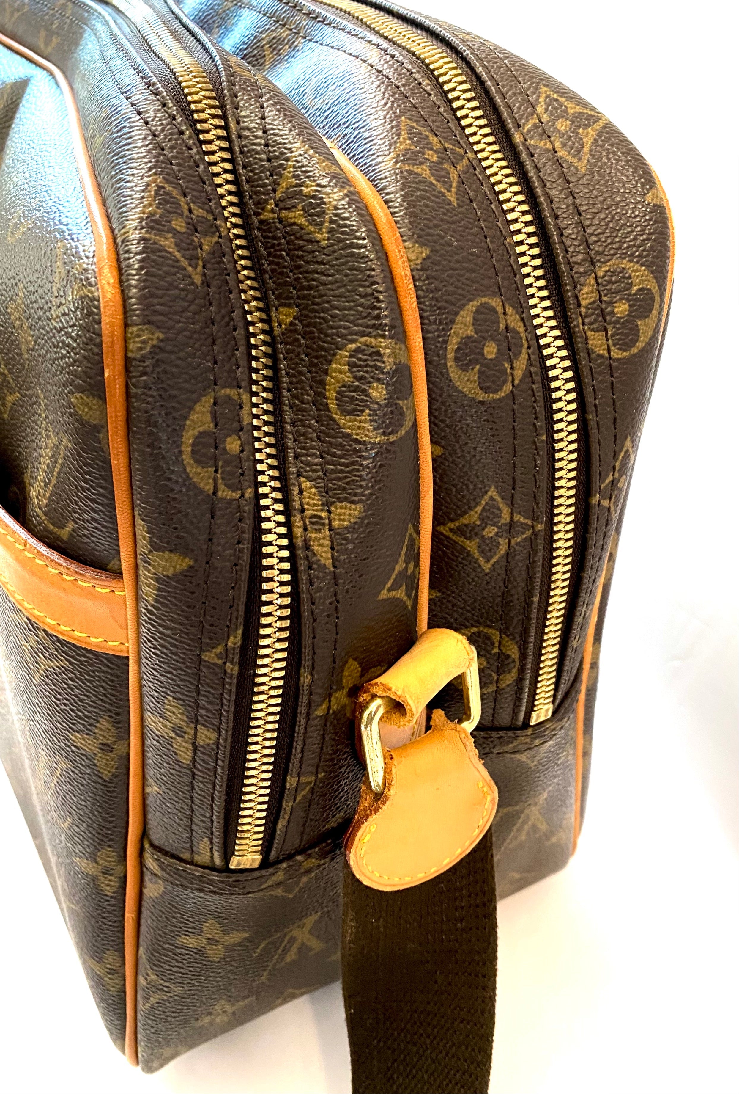 LOUIS VUITTON MONOGRAM REPORTER GM SHOULDER BAG