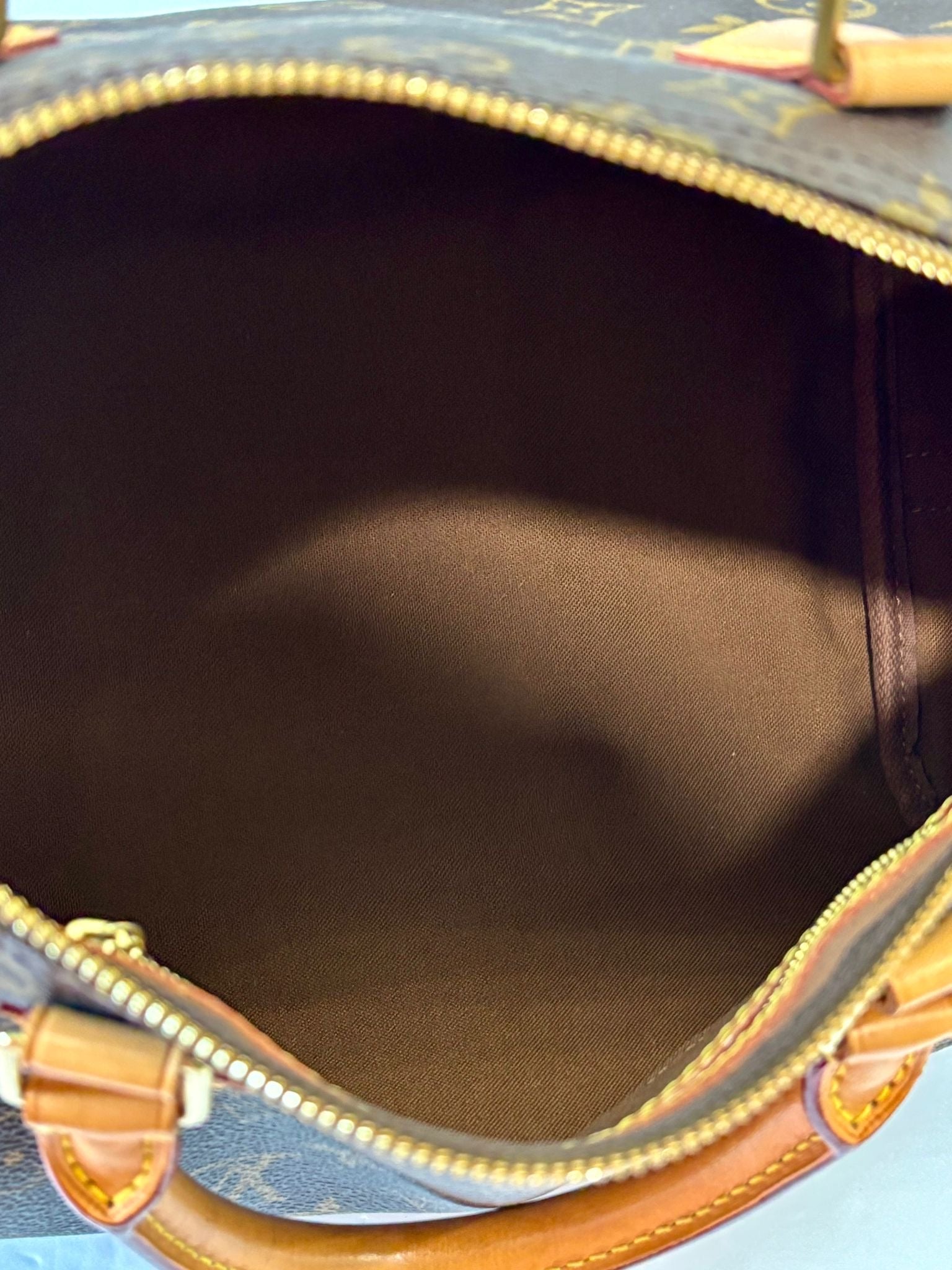 LOUIS VUITTON MONOGRAM SPEEDY BANDOULIÈRE 30 HANDBAG