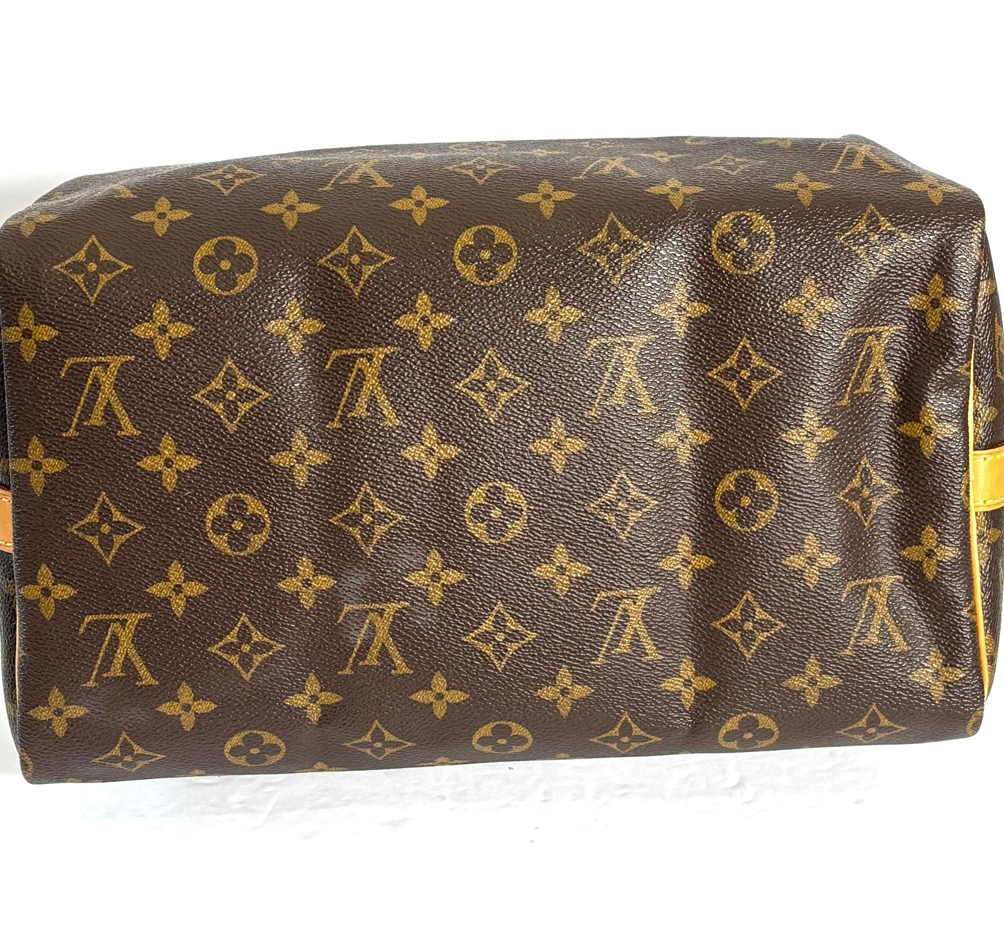 LOUIS VUITTON MONOGRAM SPEEDY BANDOULIÈRE 30 HANDBAG