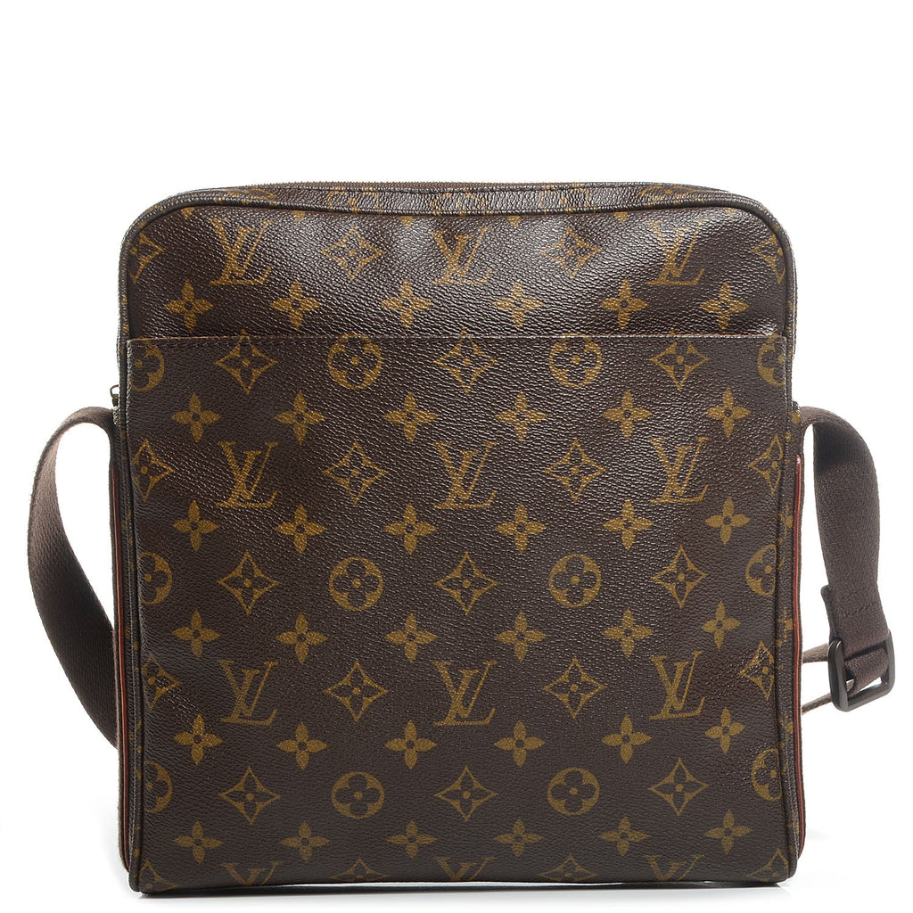 Louis Vuitton Monogram Canvas Trotteur Beaubourg Bag