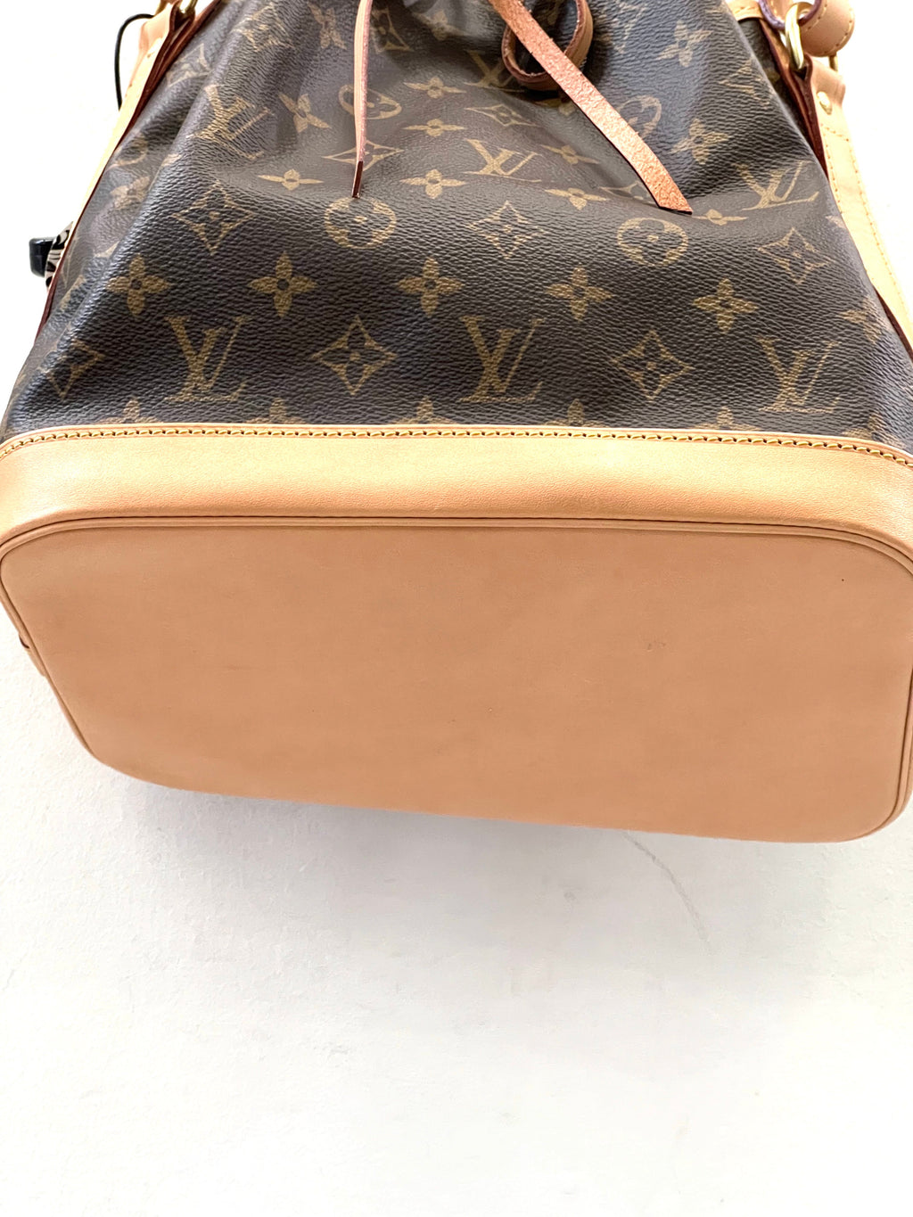 LOUIS VUITTON Noé MONGRAM PM BAG