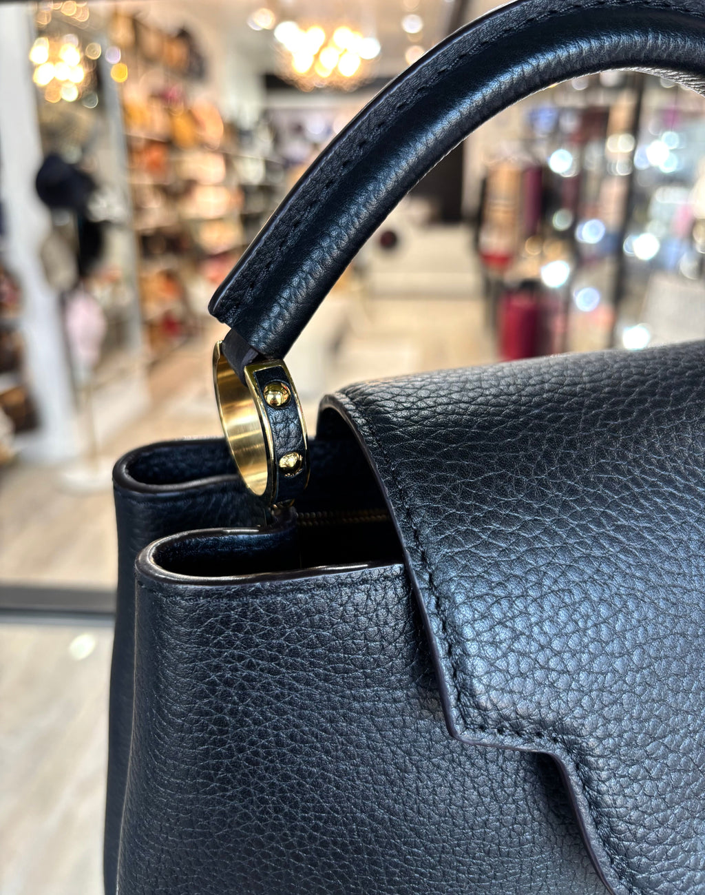 LOUIS VUITTON TAURILLON LEATHER SMALL CAPUCINES BAG