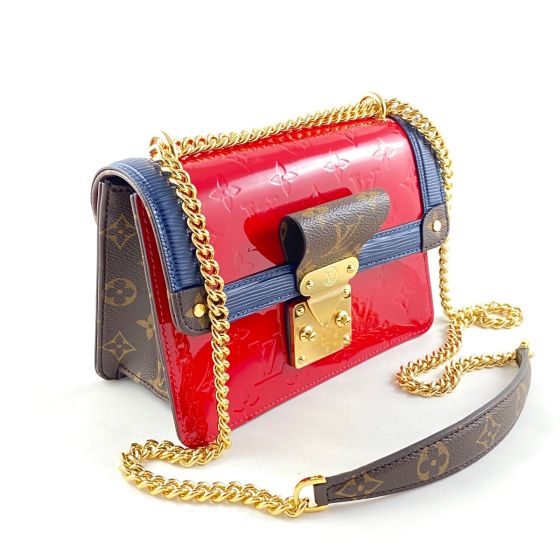 LOUIS VUITTON WYNWOOD MONOGRAM VERNIS BAG