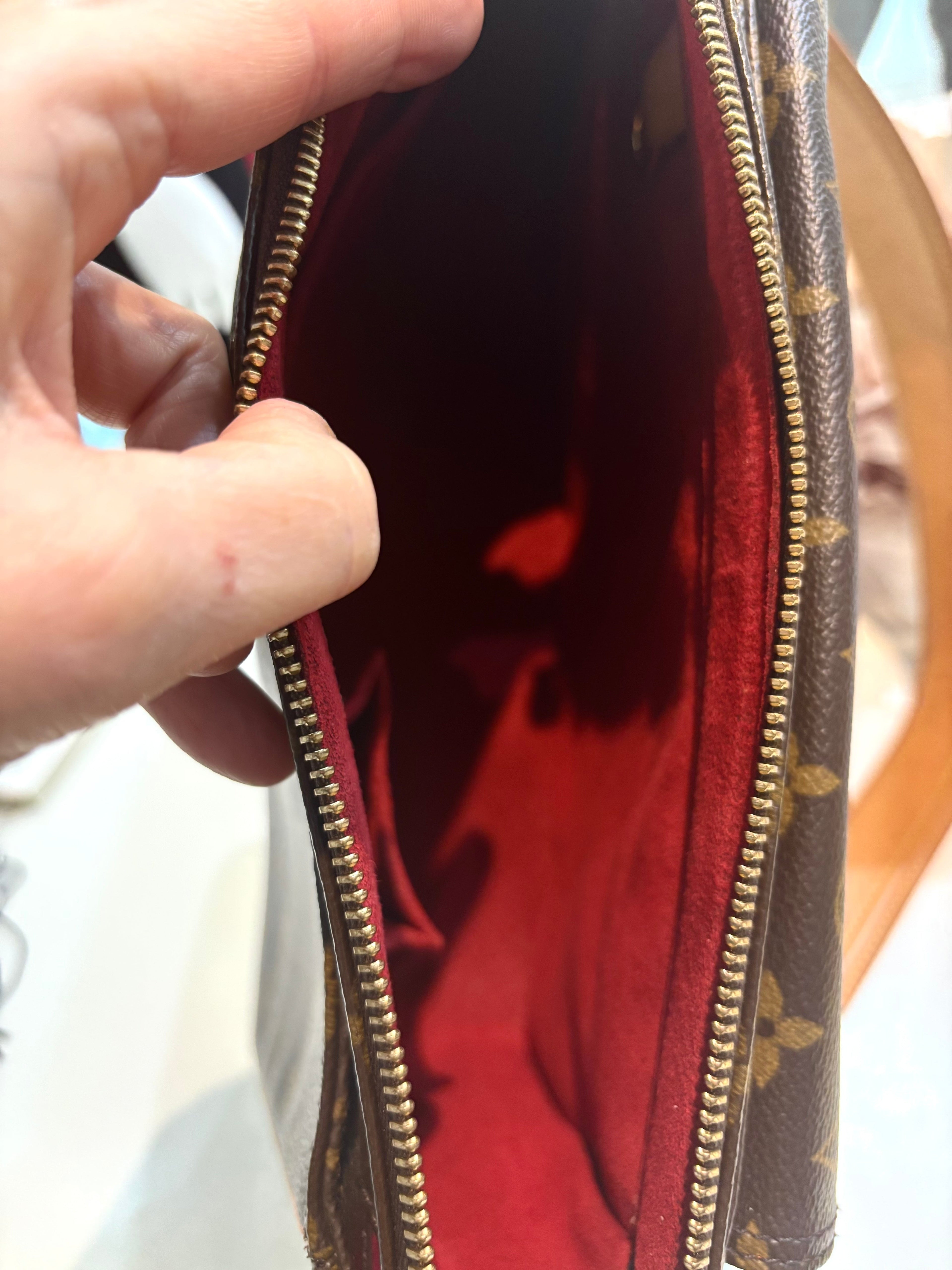 LOUIS VUITTON MONOGRAM VIVA CITÉ GM SHOULDER BAG