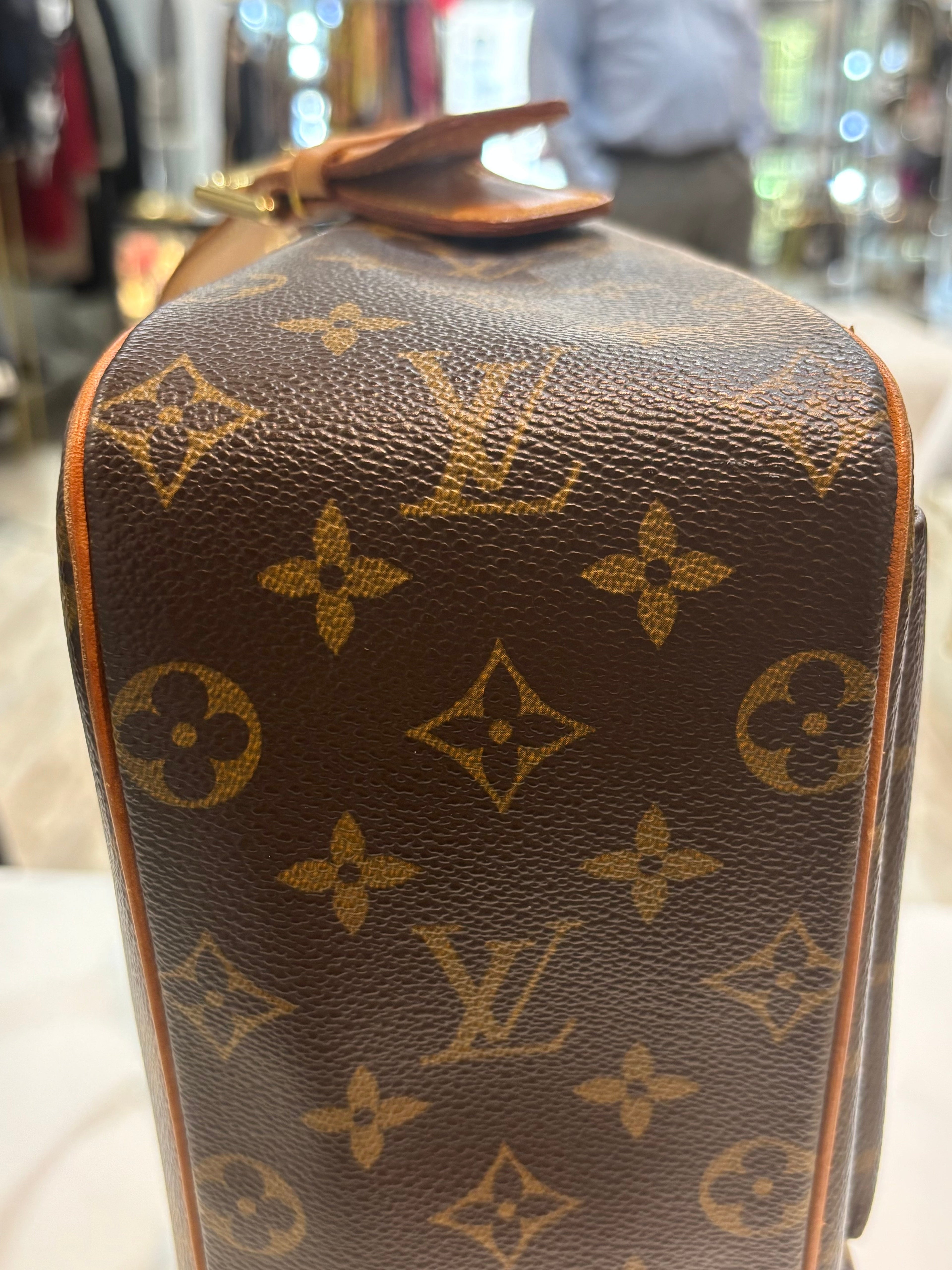 LOUIS VUITTON MONOGRAM VIVA CITÉ GM SHOULDER BAG
