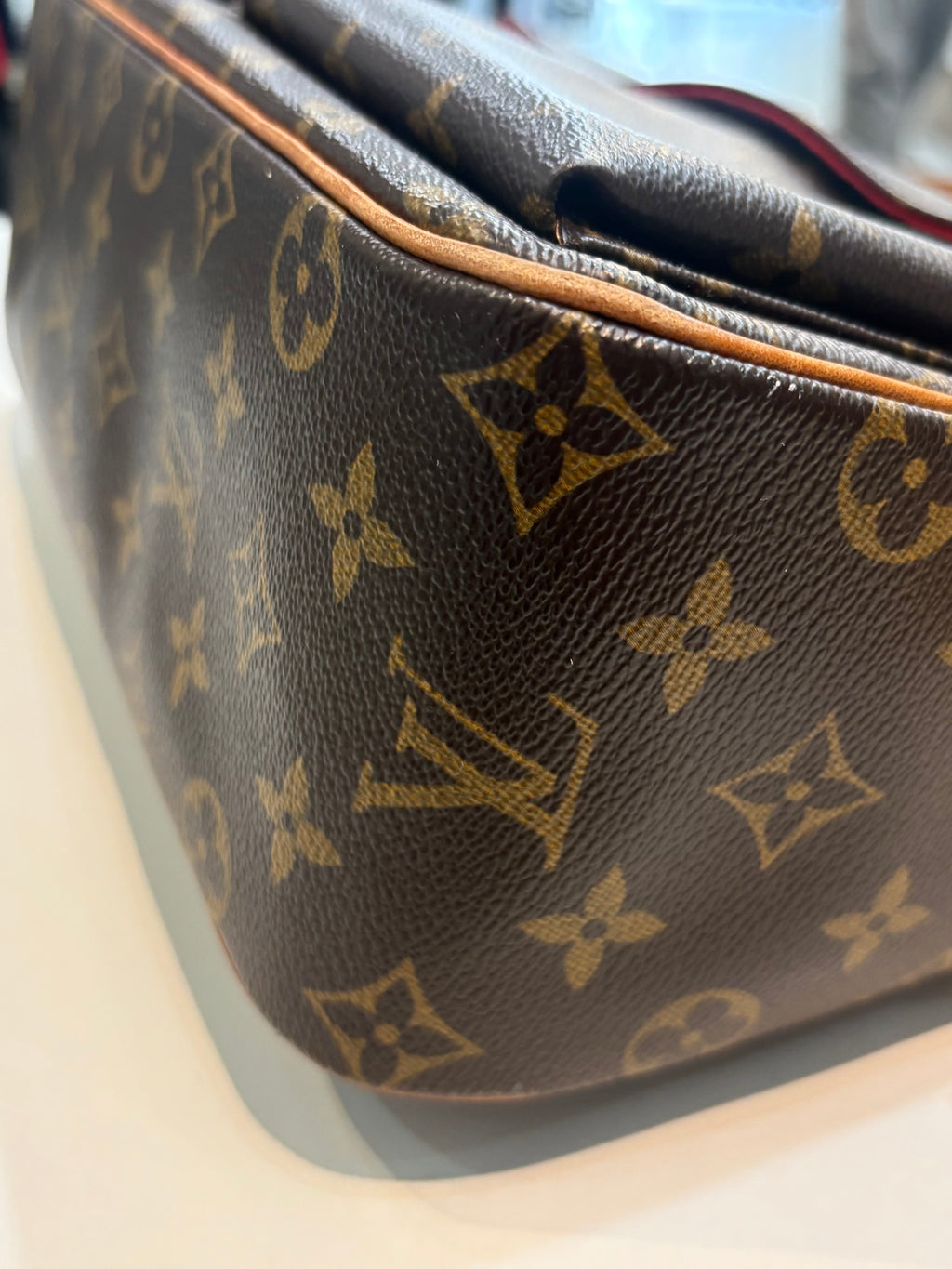 LOUIS VUITTON MONOGRAM VIVA CITÉ GM SHOULDER BAG