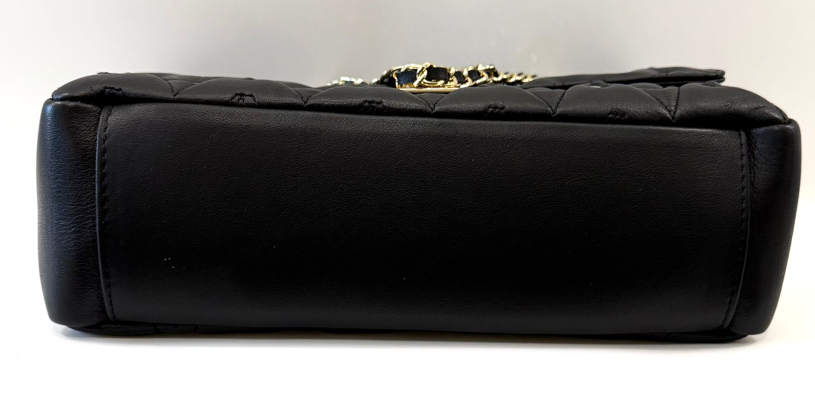 MARIO VALENTINO POSH DIAMOND QUILTED CALFSKIN LEATHER BAG