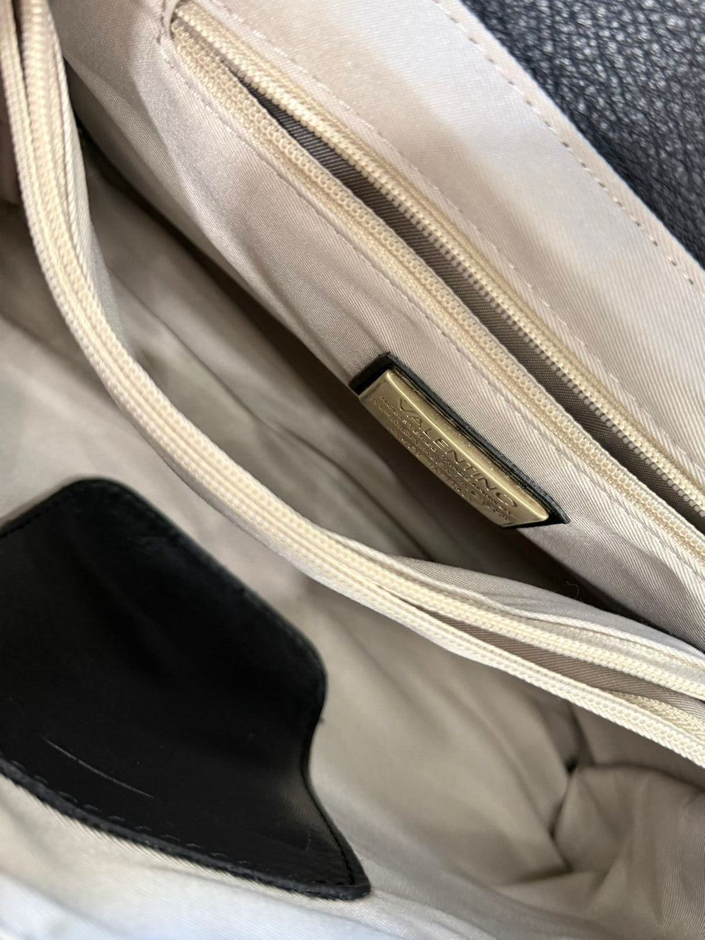 MARIO VALENTINO POSH DIAMOND QUILTED CALFSKIN LEATHER BAG