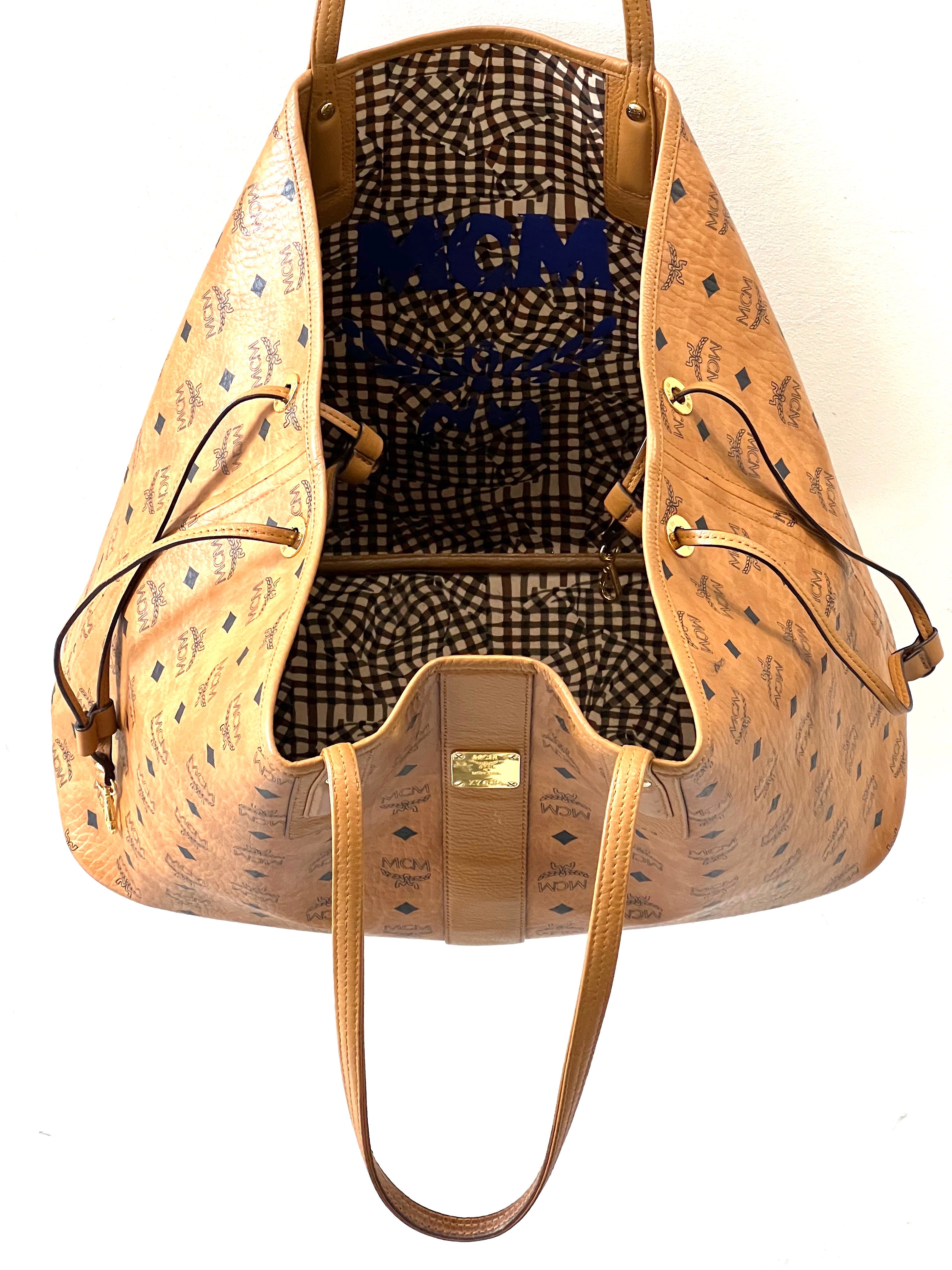 MCM LIZ REVERSIBLE LARGE VISETOS TOTE BAG