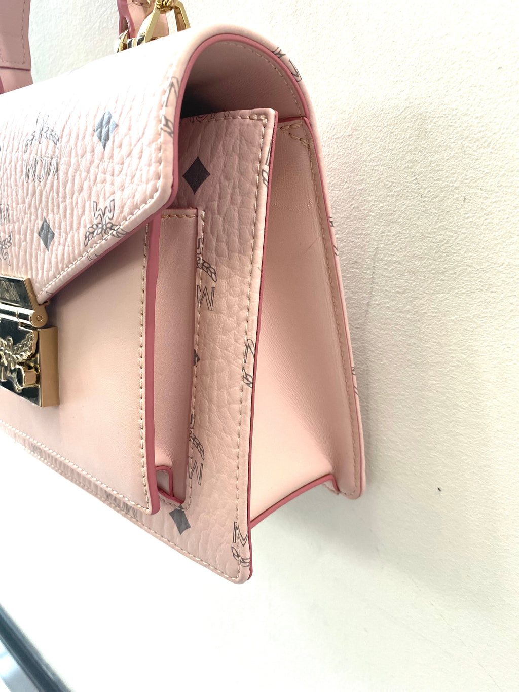 MCM PATRICIA CROSSBODY VISETOS POWDER PINK