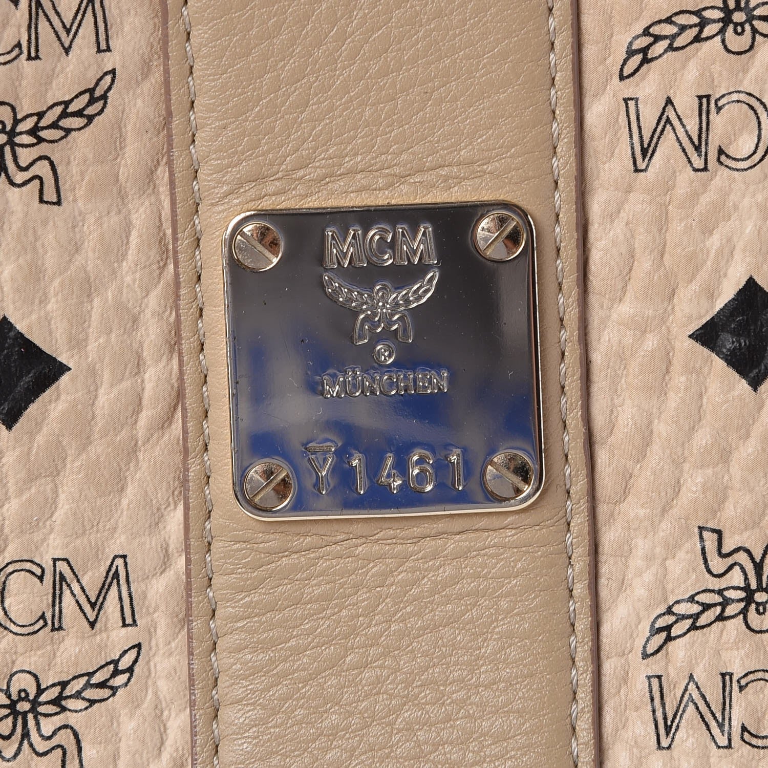 MCM VISETOS MEDIUM LIZ REVERSIBLE TOTE BAG