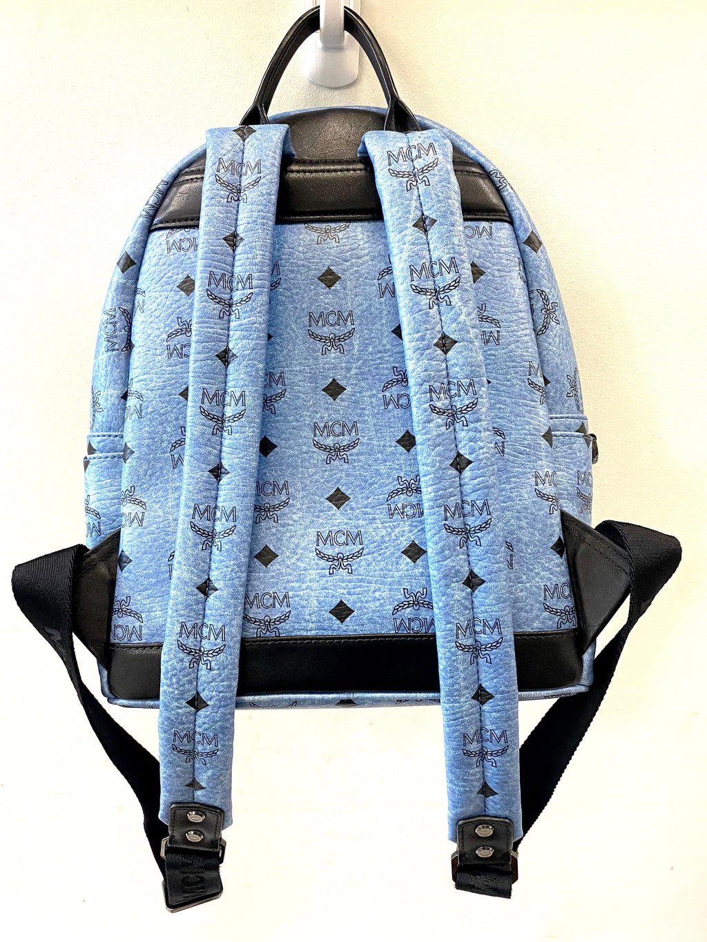 MCM VISETOS STUDDED MEDIUM DUAL STARK BACKPACK