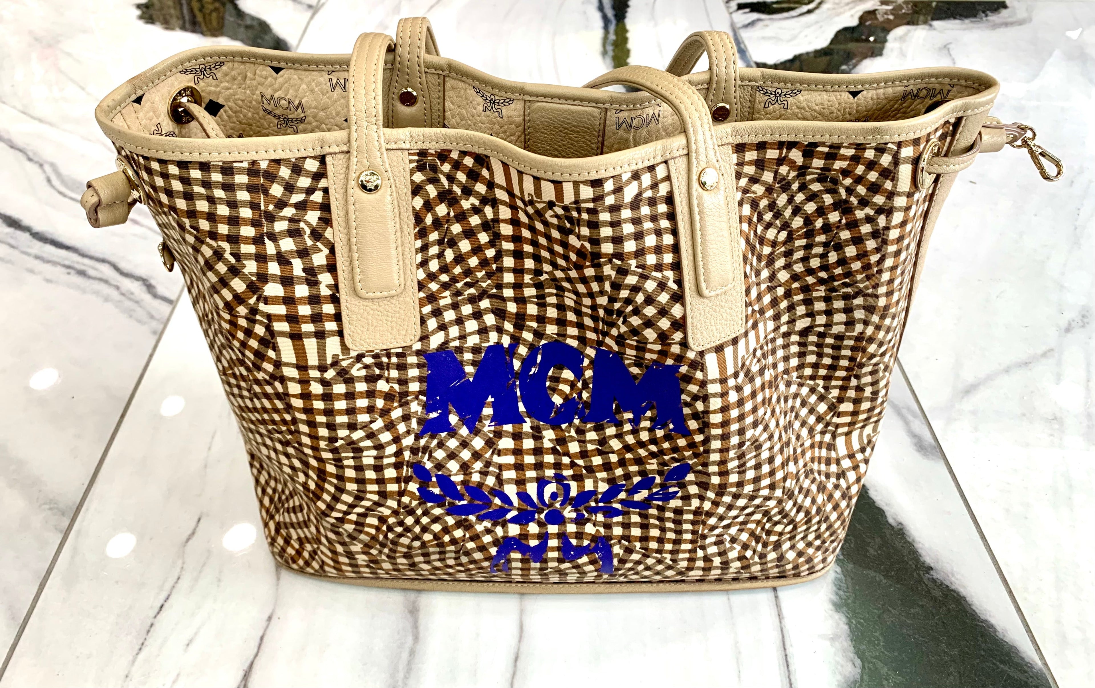 MCM VISETOS MEDIUM REVERSIBLE TOTE