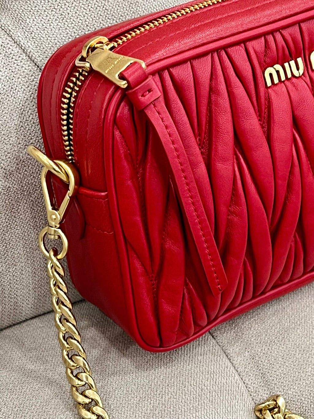 MIU MIU MATELASSÉ NAPPA LEATHER CAMERA CHAIN BAG